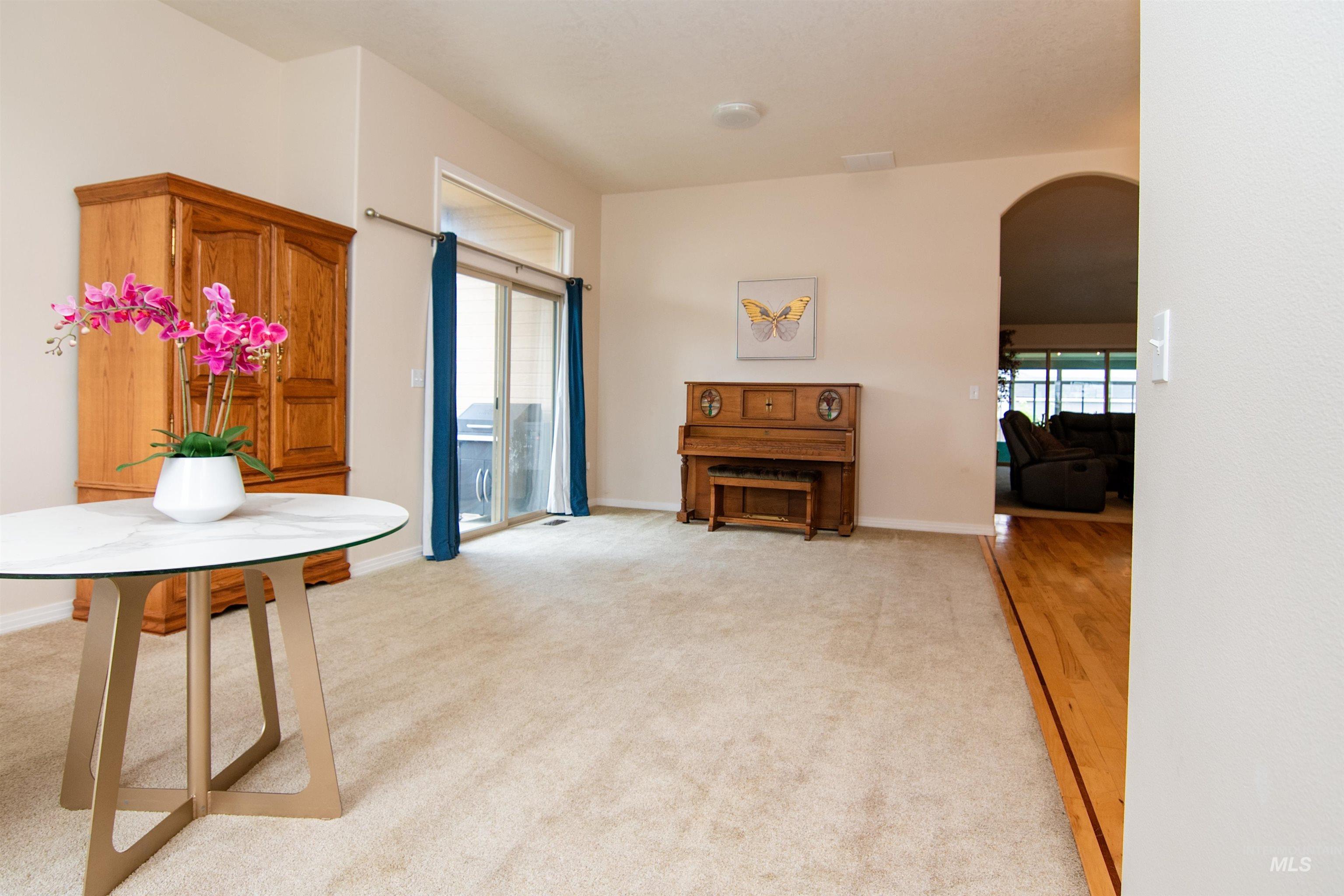 12790 W Renwick, Boise, Idaho 83709, 4 Bedrooms, 2 Bathrooms, Residential For Sale, Price $599,900, 98991679