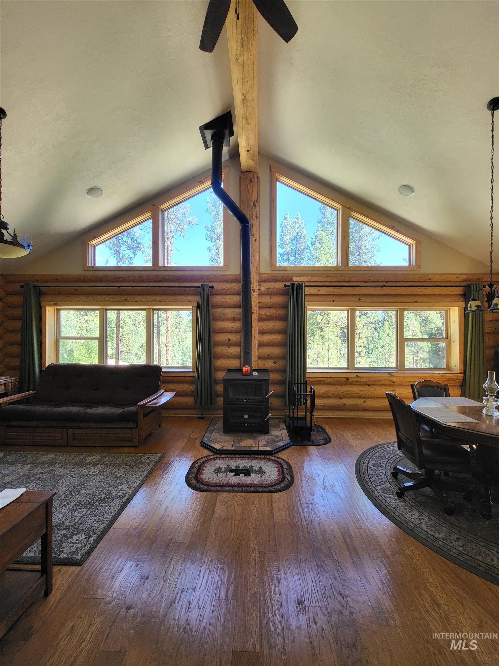 11 Riverstone Bend, Idaho City, Idaho 83631, 2 Bedrooms, 1 Bathroom, Residential For Sale, Price $675,000, 98991681
