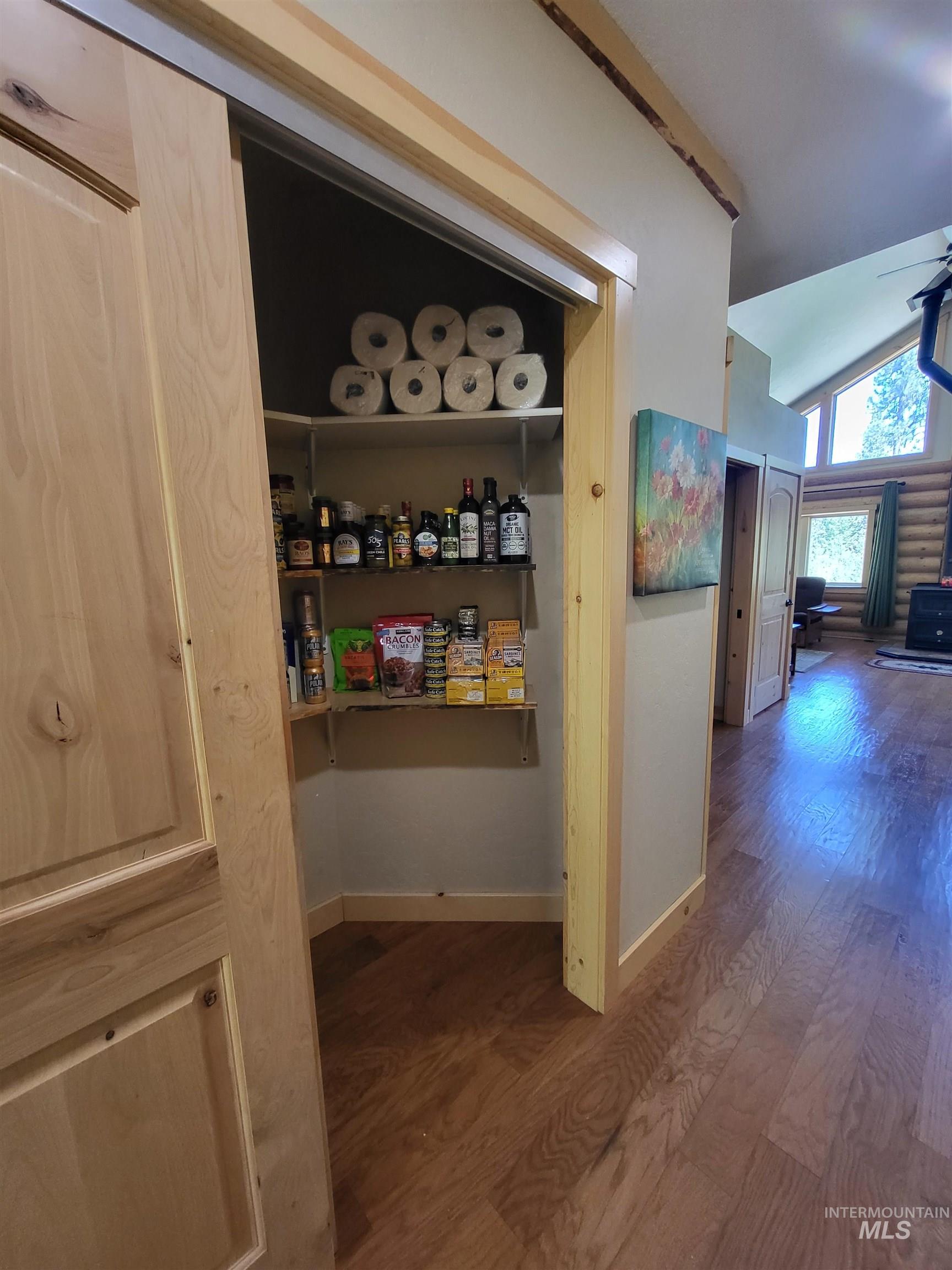 11 Riverstone Bend, Idaho City, Idaho 83631, 2 Bedrooms, 1 Bathroom, Residential For Sale, Price $675,000, 98991681