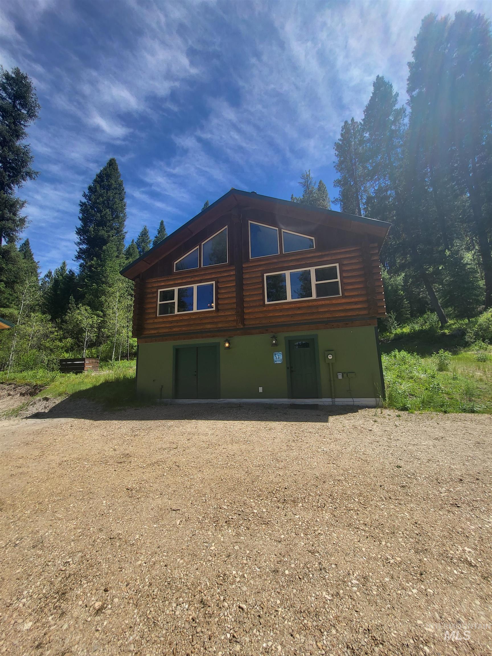 11 Riverstone Bend, Idaho City, Idaho 83631, 2 Bedrooms, 1 Bathroom, Residential For Sale, Price $675,000, 98991681