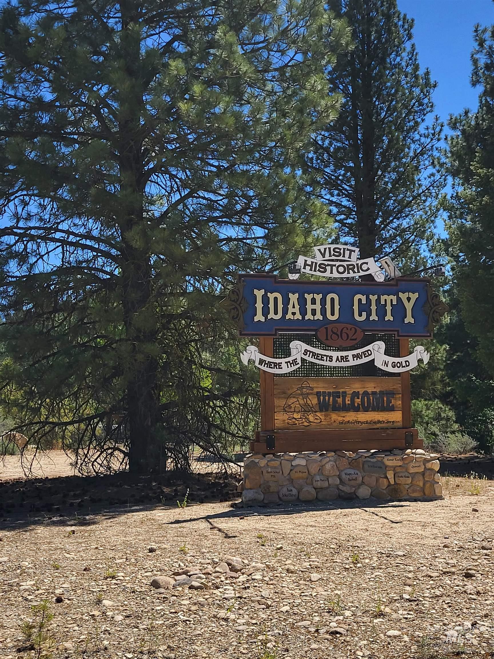 11 Riverstone Bend, Idaho City, Idaho 83631, 2 Bedrooms, 1 Bathroom, Residential For Sale, Price $675,000, 98991681