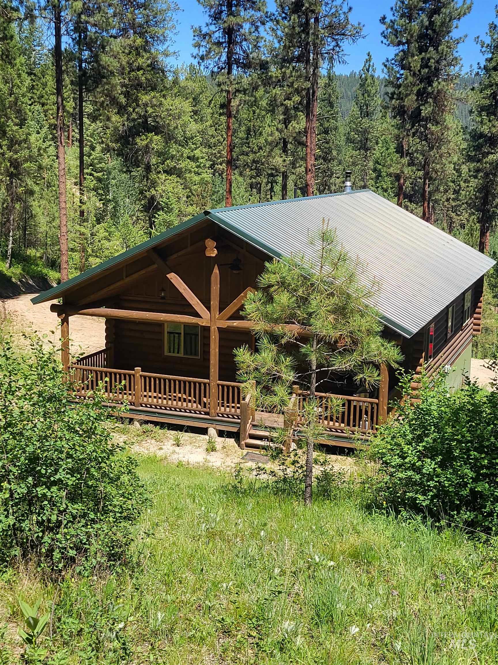 11 Riverstone Bend, Idaho City, Idaho 83631, 2 Bedrooms, 1 Bathroom, Residential For Sale, Price $675,000, 98991681