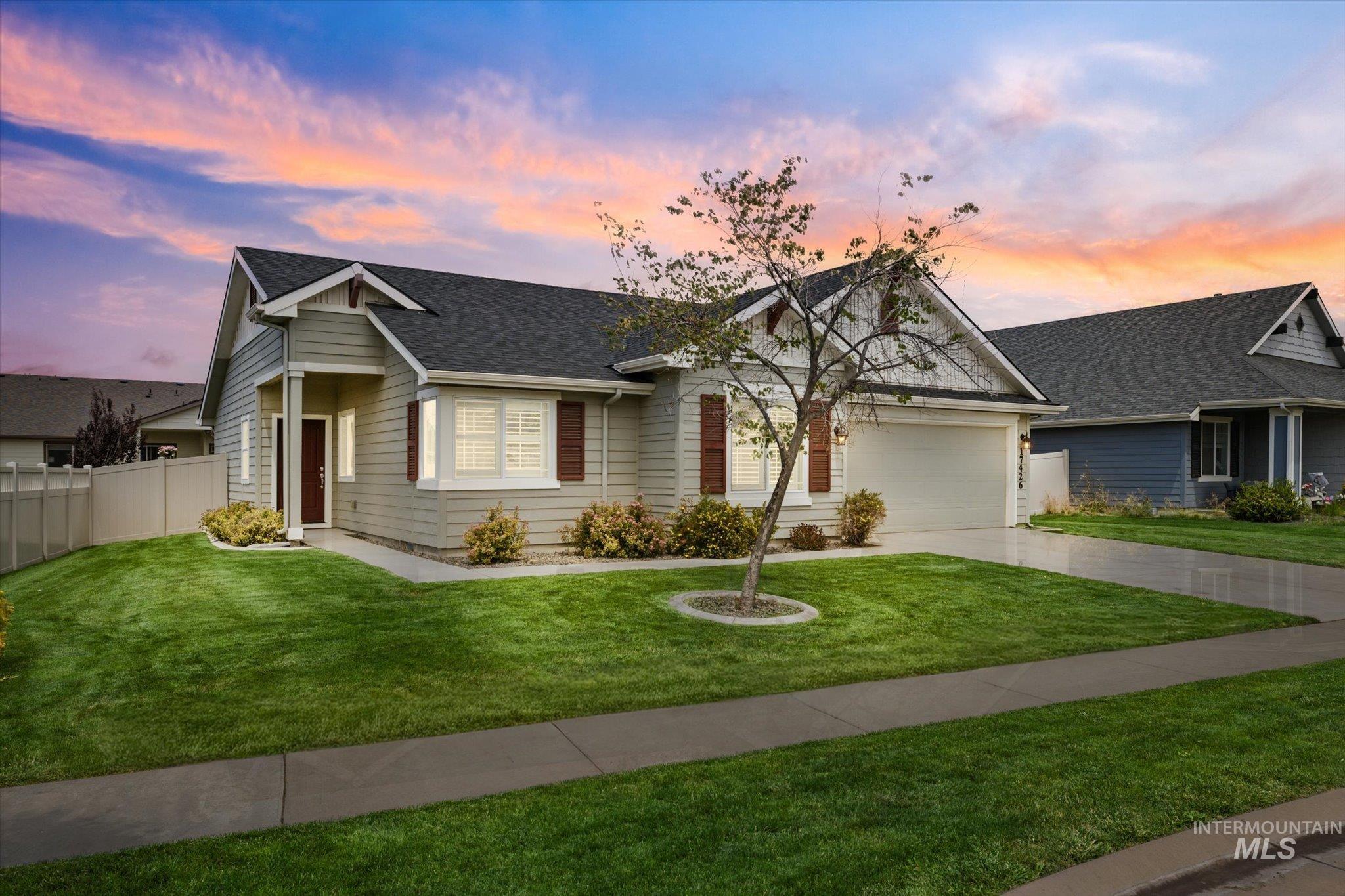 17426 N Flagstaff Way, Nampa, Idaho 83687, 3 Bedrooms, 2 Bathrooms, Residential For Sale, Price $445,000,MLS 98991683