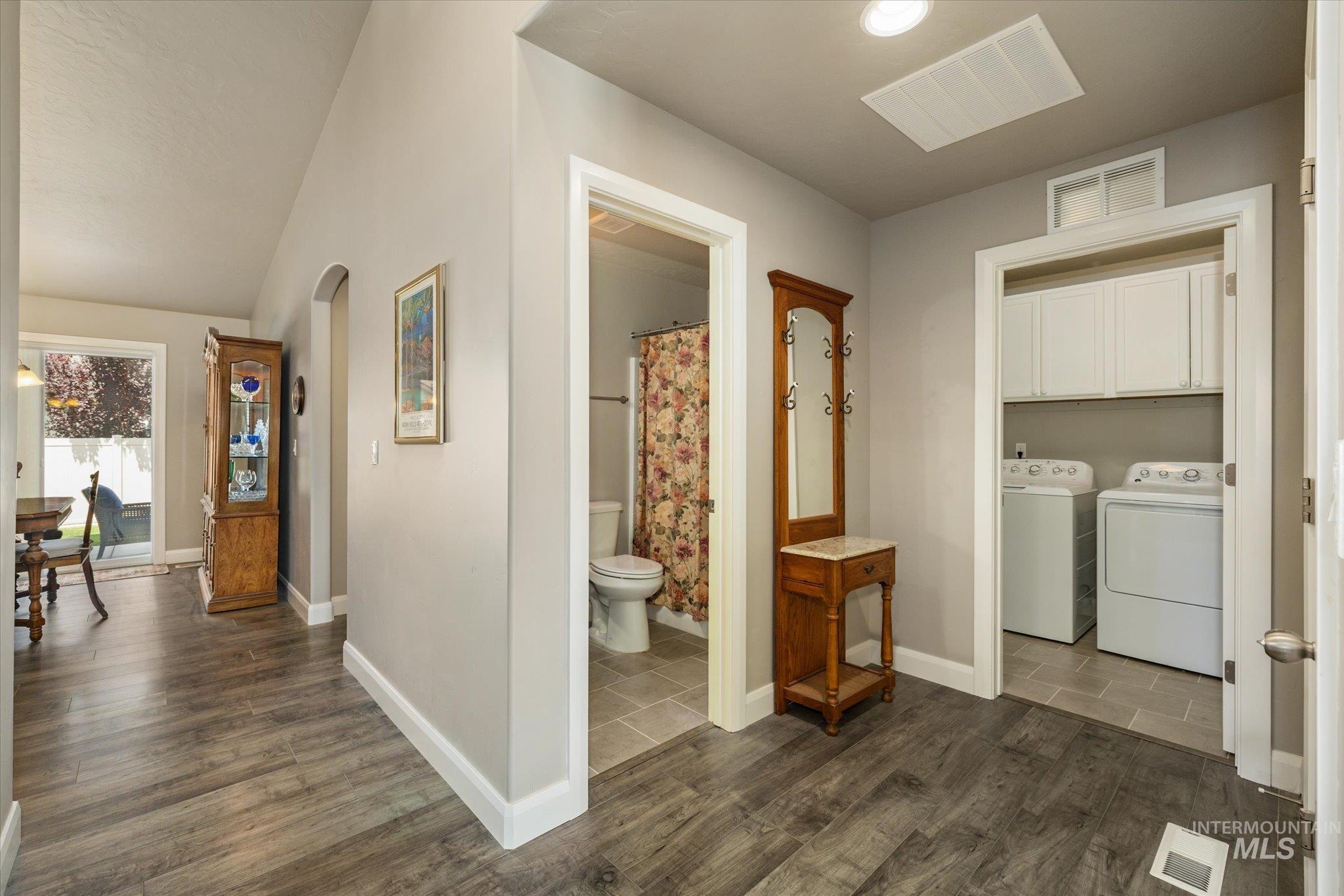 17426 N Flagstaff Way, Nampa, Idaho 83687, 3 Bedrooms, 2 Bathrooms, Residential For Sale, Price $445,000,MLS 98991683