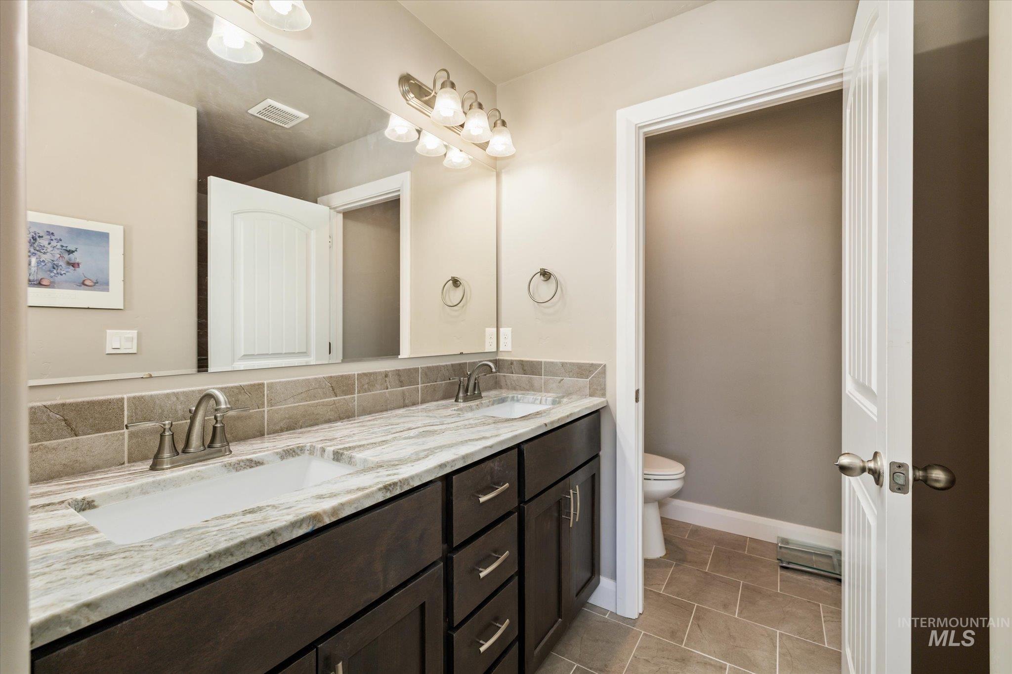 17426 N Flagstaff Way, Nampa, Idaho 83687, 3 Bedrooms, 2 Bathrooms, Residential For Sale, Price $445,000,MLS 98991683