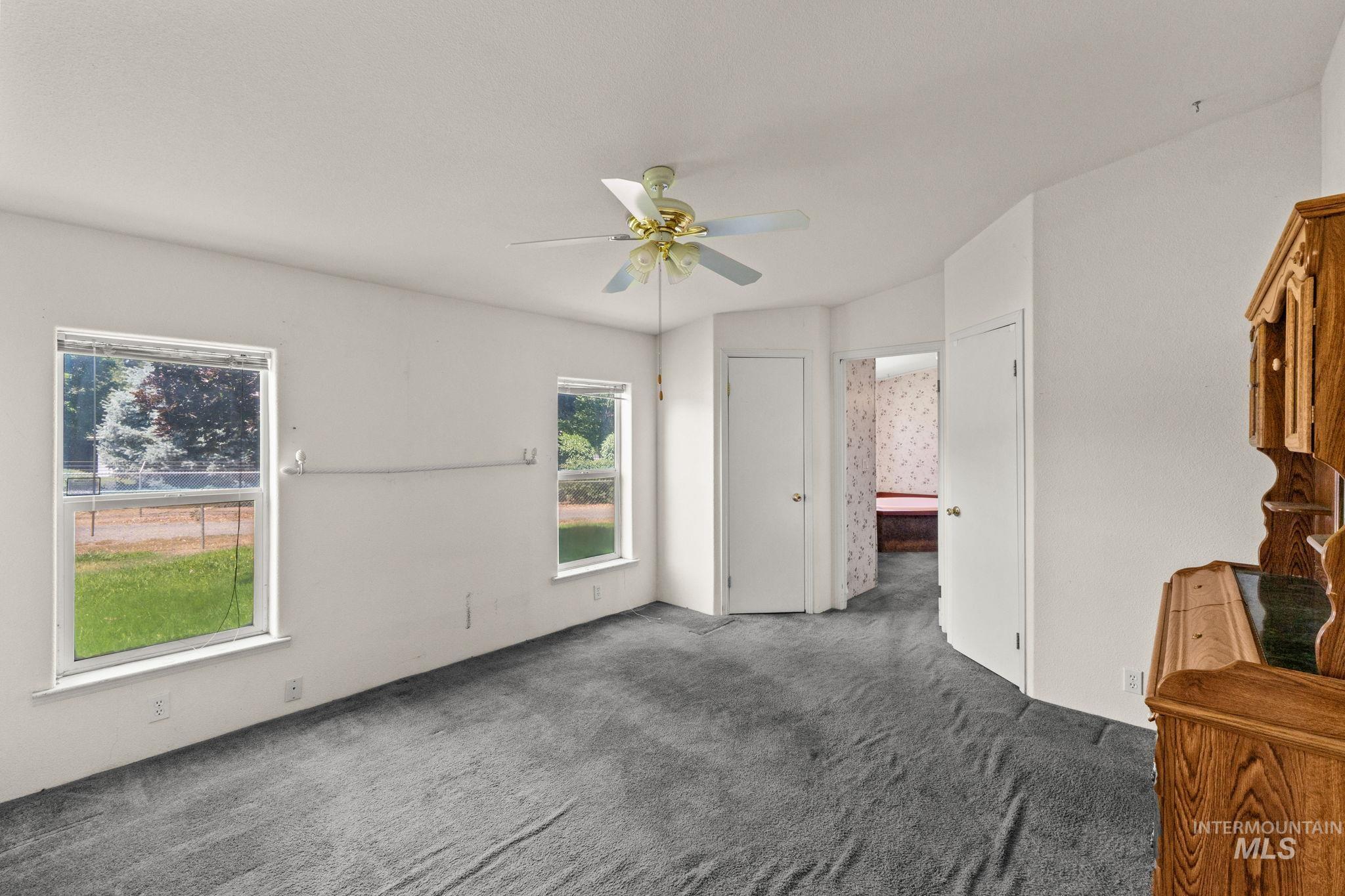 327 W Ave I, Jerome, Idaho 83338, 3 Bedrooms, 2 Bathrooms, Residential For Sale, Price $20,000, 98991690