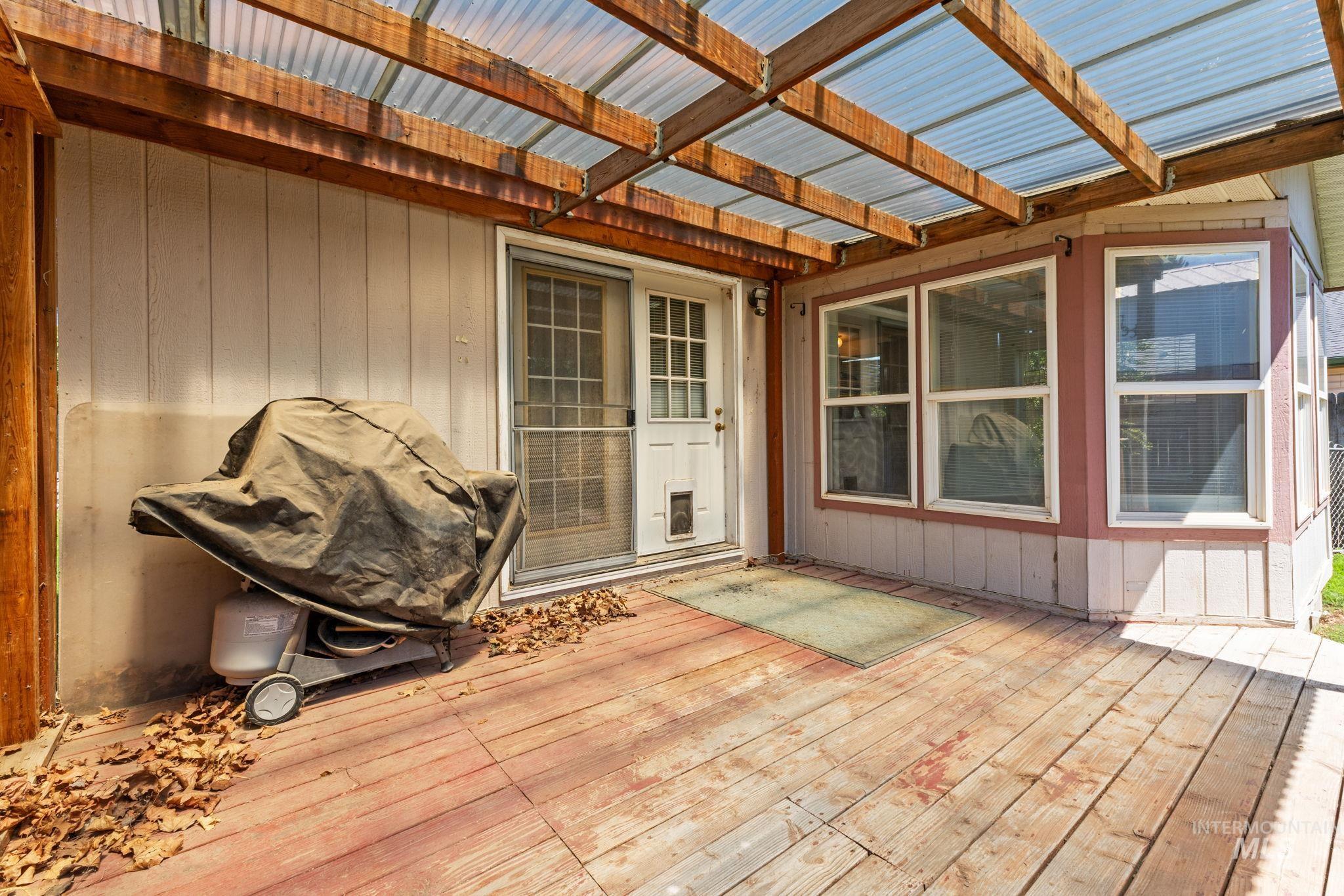 327 W Ave I, Jerome, Idaho 83338, 3 Bedrooms, 2 Bathrooms, Residential For Sale, Price $20,000, 98991690