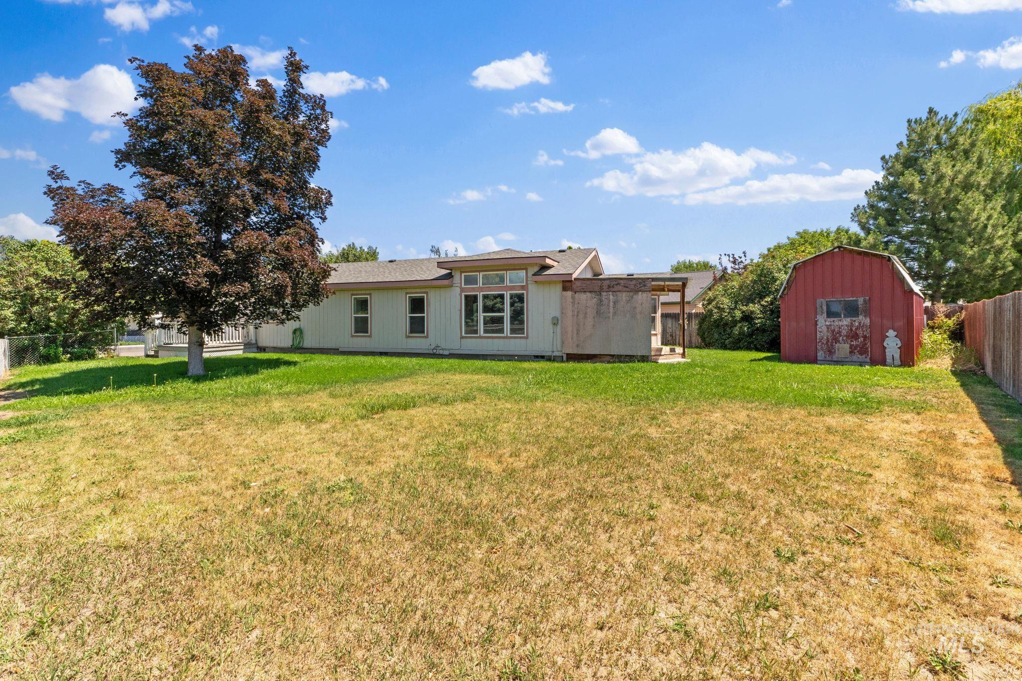 327 W Ave I, Jerome, Idaho 83338, 3 Bedrooms, 2 Bathrooms, Residential For Sale, Price $20,000, 98991690