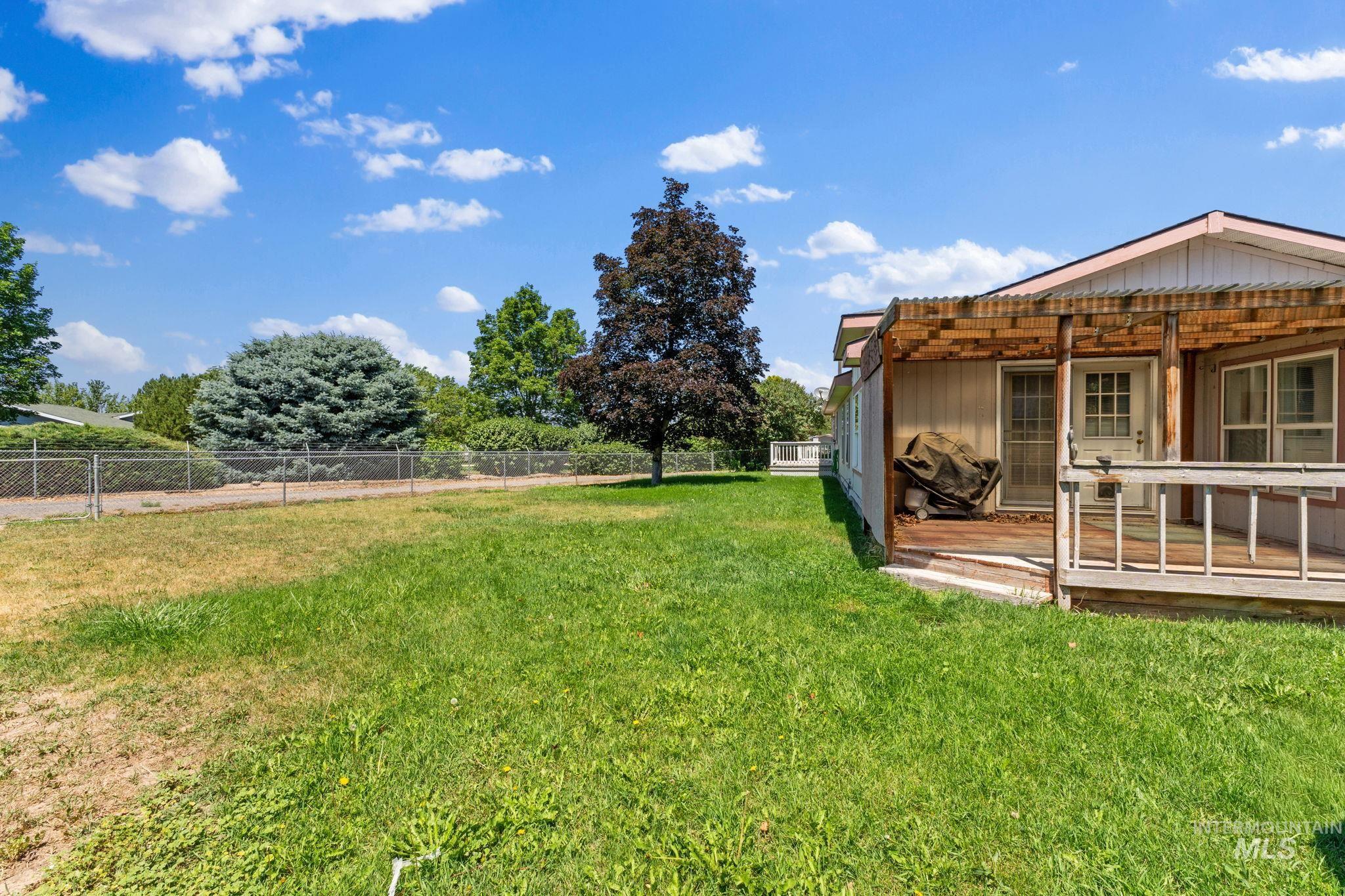 327 W Ave I, Jerome, Idaho 83338, 3 Bedrooms, 2 Bathrooms, Residential For Sale, Price $20,000, 98991690