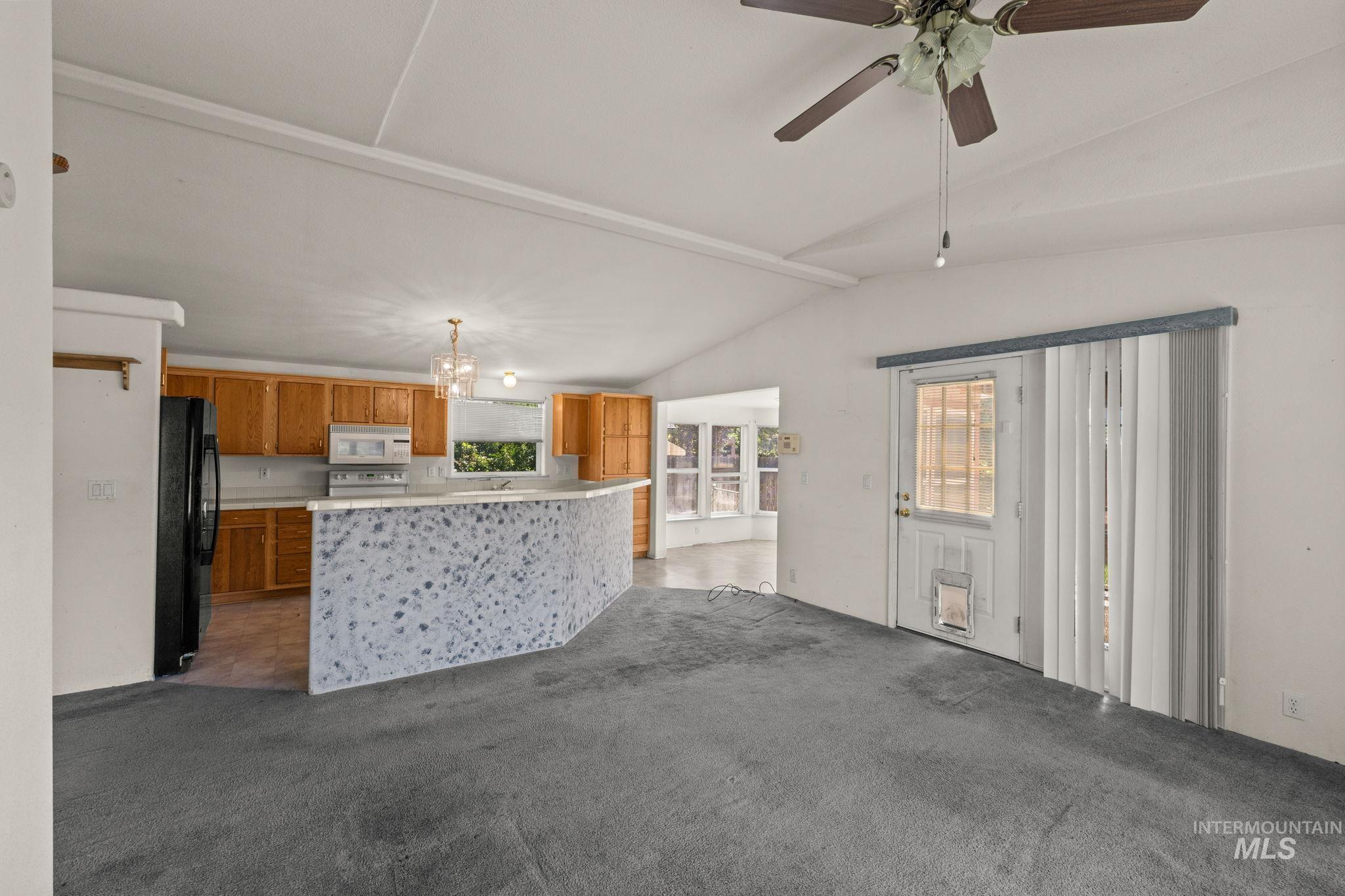327 W Ave I, Jerome, Idaho 83338, 3 Bedrooms, 2 Bathrooms, Residential For Sale, Price $20,000, 98991690