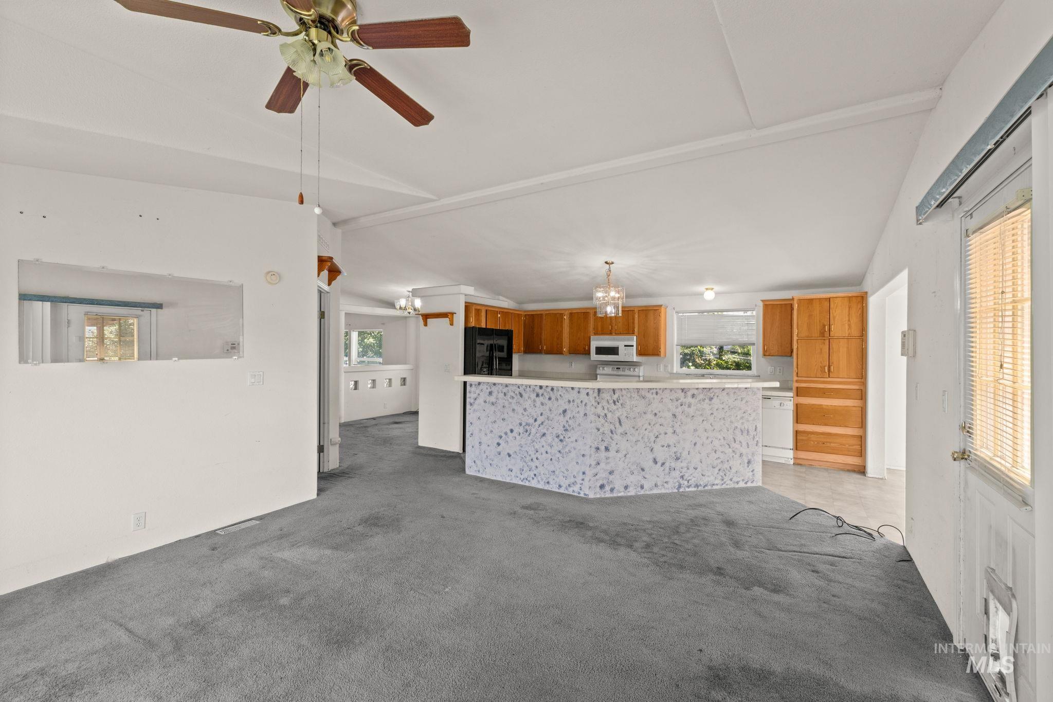 327 W Ave I, Jerome, Idaho 83338, 3 Bedrooms, 2 Bathrooms, Residential For Sale, Price $20,000, 98991690