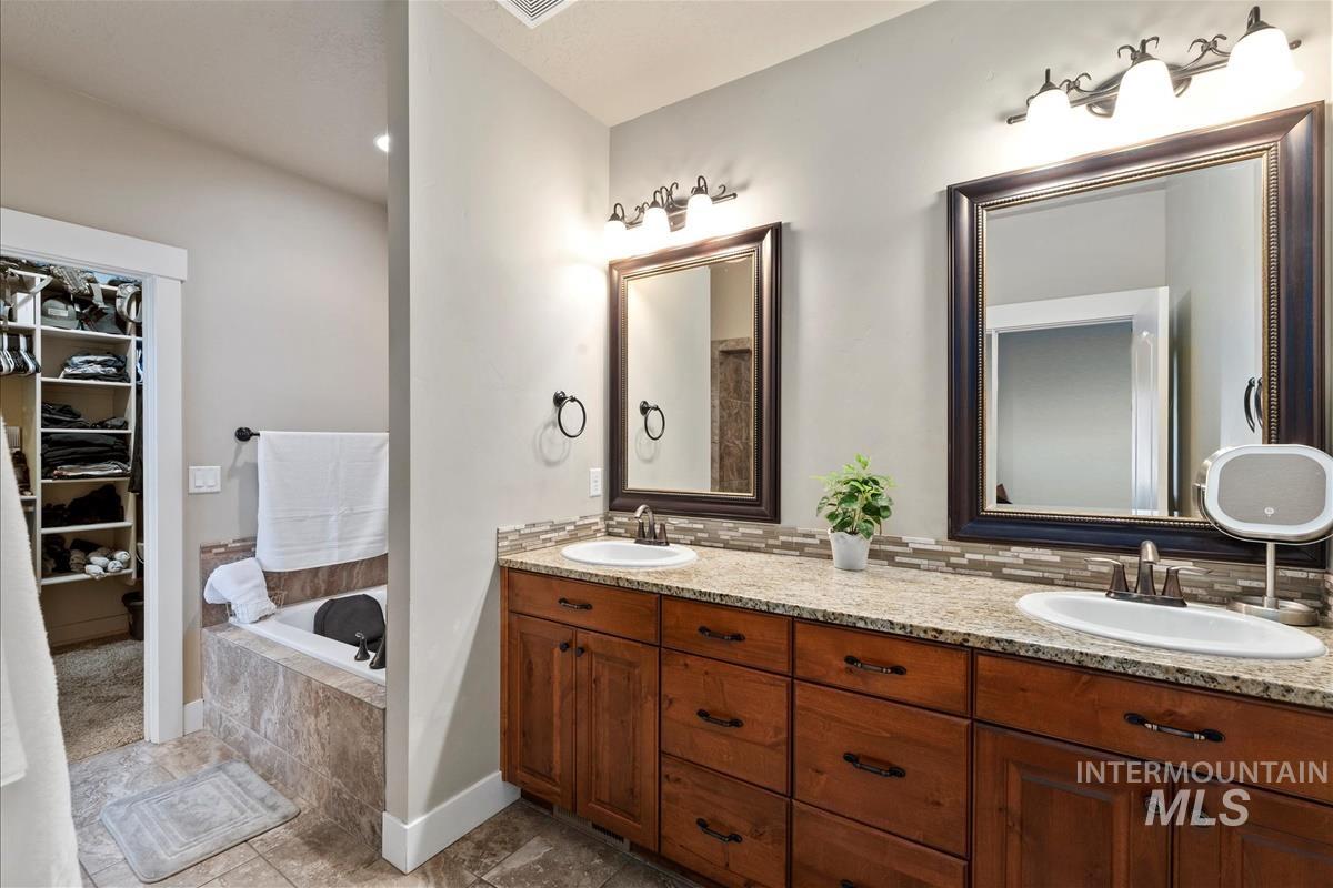 730 N Finsbury Way, Star, Idaho 83669, 3 Bedrooms, 2.5 Bathrooms, Residential For Sale, Price $579,000, 98991693