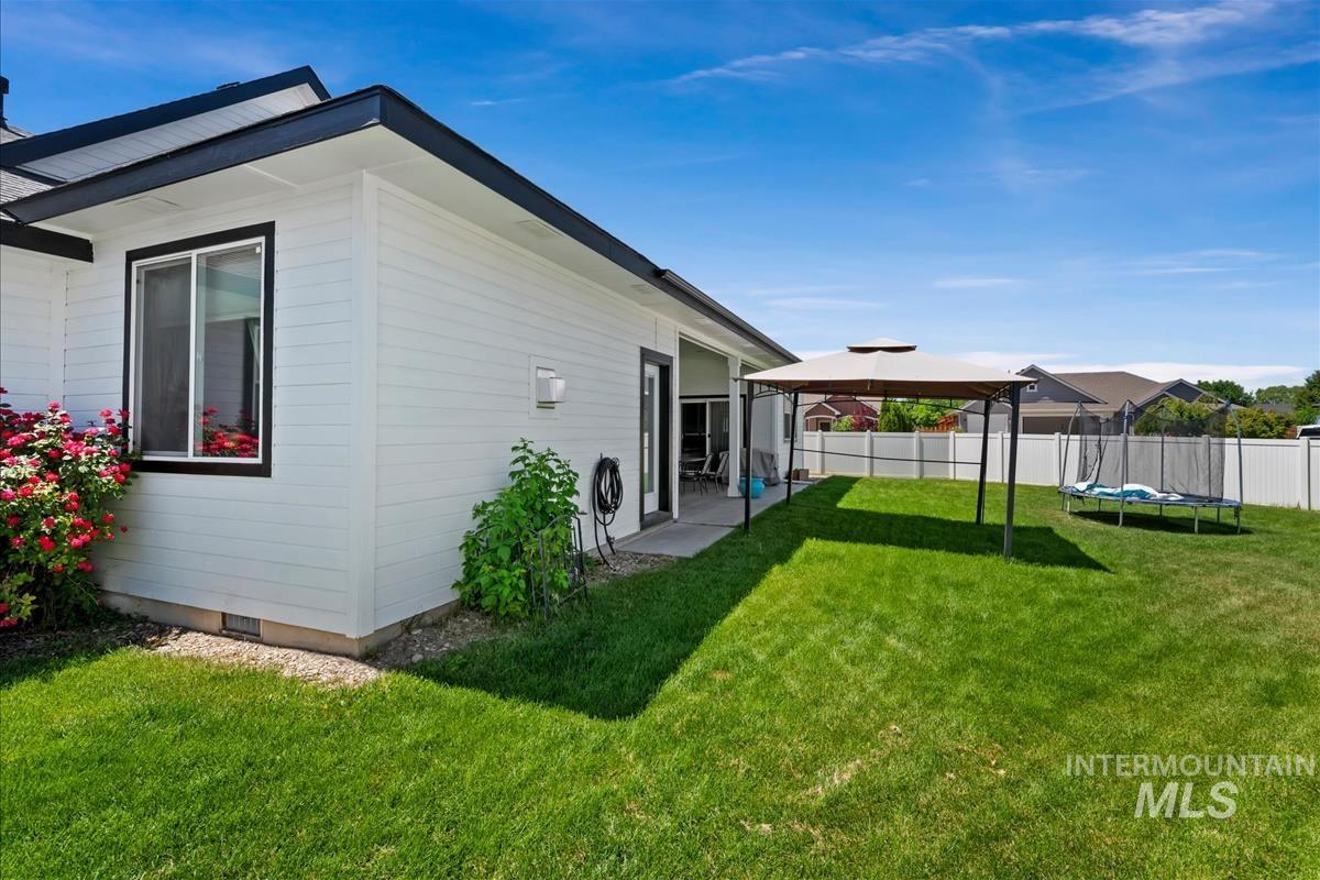 730 N Finsbury Way, Star, Idaho 83669, 3 Bedrooms, 2.5 Bathrooms, Residential For Sale, Price $579,000, 98991693