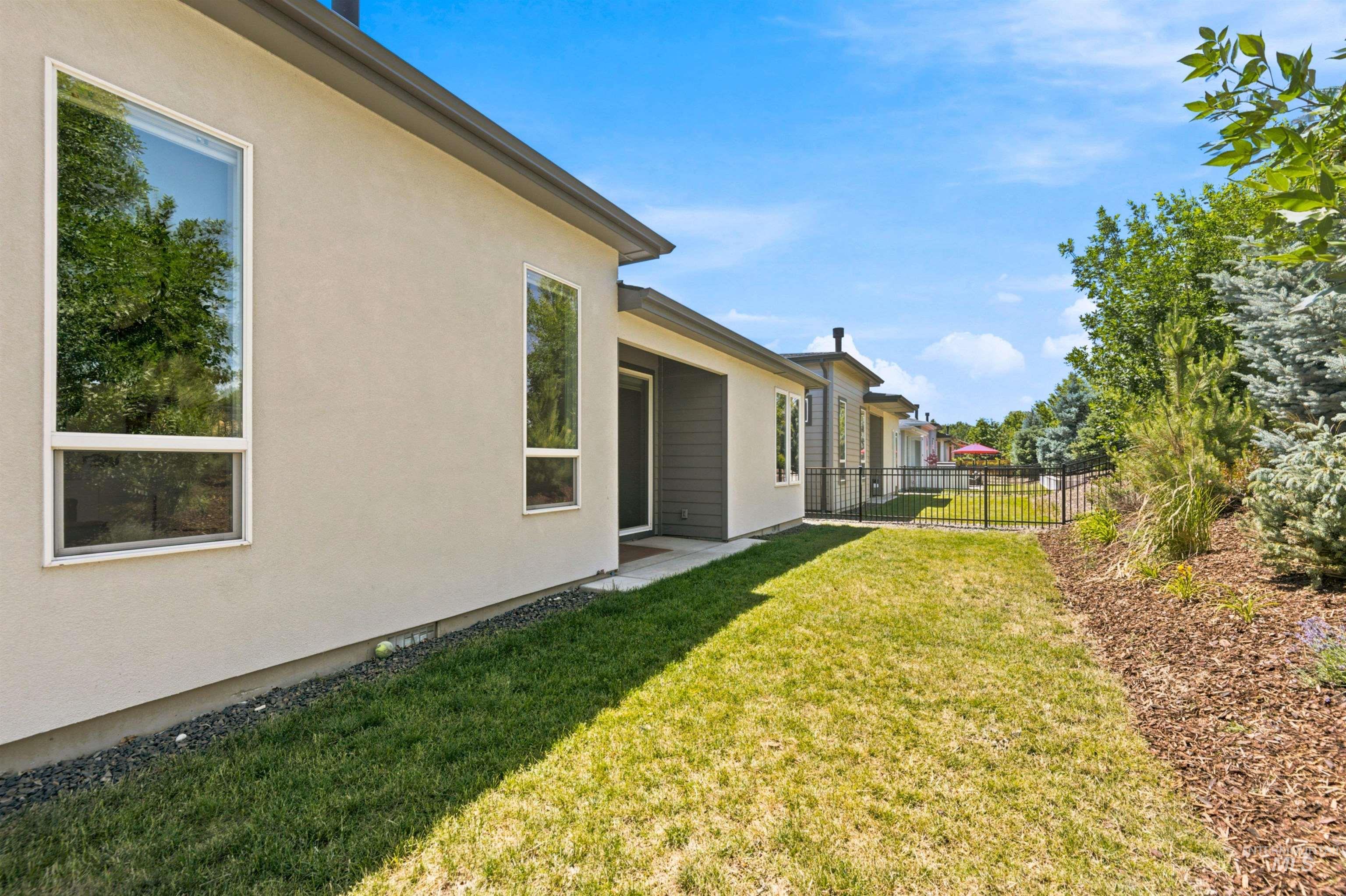 1520 E Jade Creek St, Eagle, Idaho 83616, 3 Bedrooms, 3.5 Bathrooms, Residential For Sale, Price $620,000, 98991696