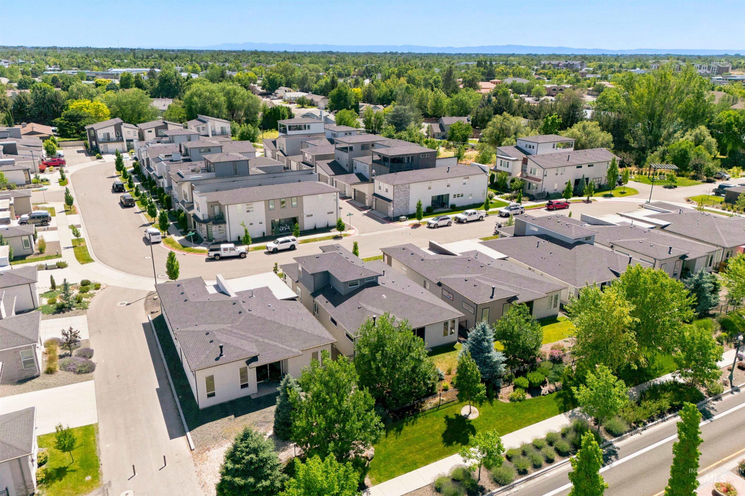 1520 E Jade Creek St, Eagle, Idaho 83616, 3 Bedrooms, 3.5 Bathrooms, Residential For Sale, Price $620,000, 98991696