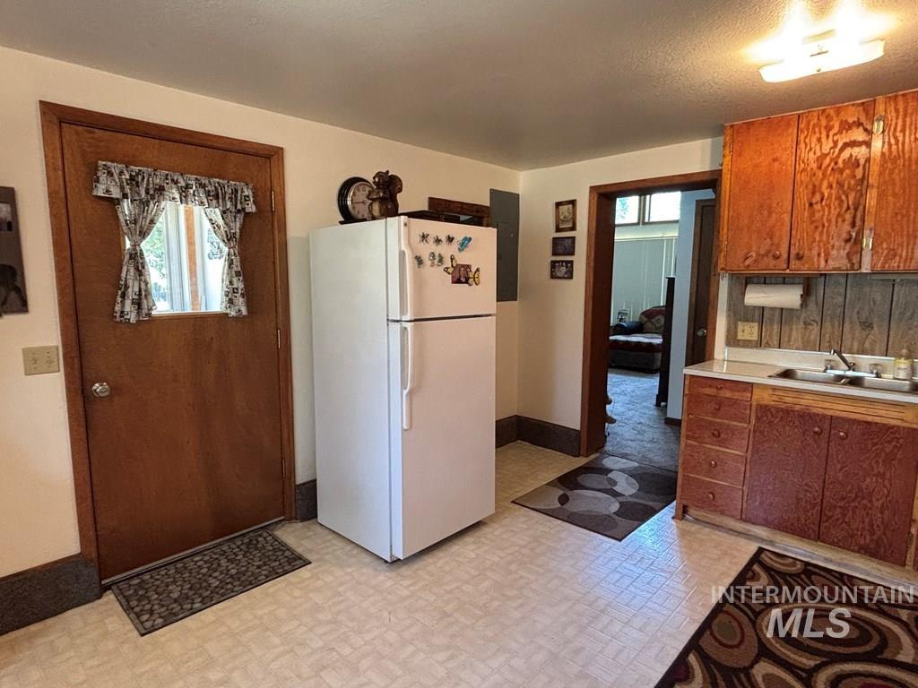 62 Newell Drive, Cascade, Idaho 83611, 1 Bedroom, 1 Bathroom, Residential For Sale, Price $649,900, 98991697