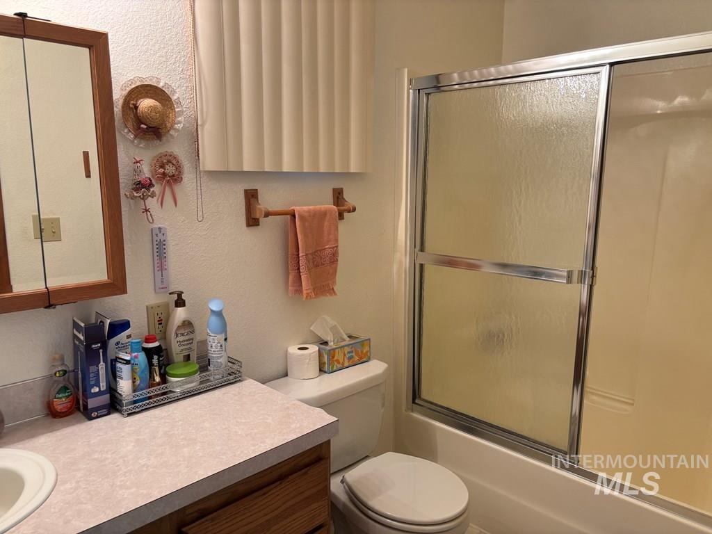 62 Newell Drive, Cascade, Idaho 83611, 1 Bedroom, 1 Bathroom, Residential For Sale, Price $649,900, 98991697