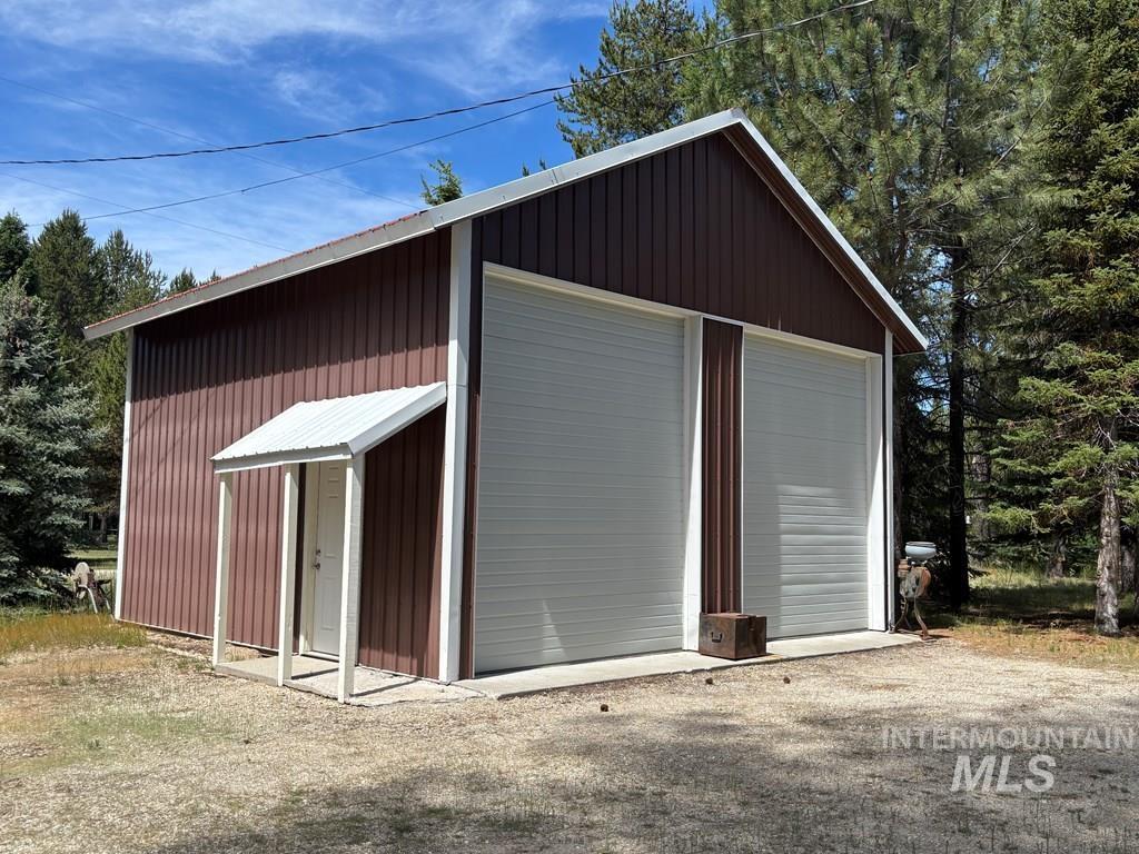 62 Newell Drive, Cascade, Idaho 83611, 1 Bedroom, 1 Bathroom, Residential For Sale, Price $649,900, 98991697