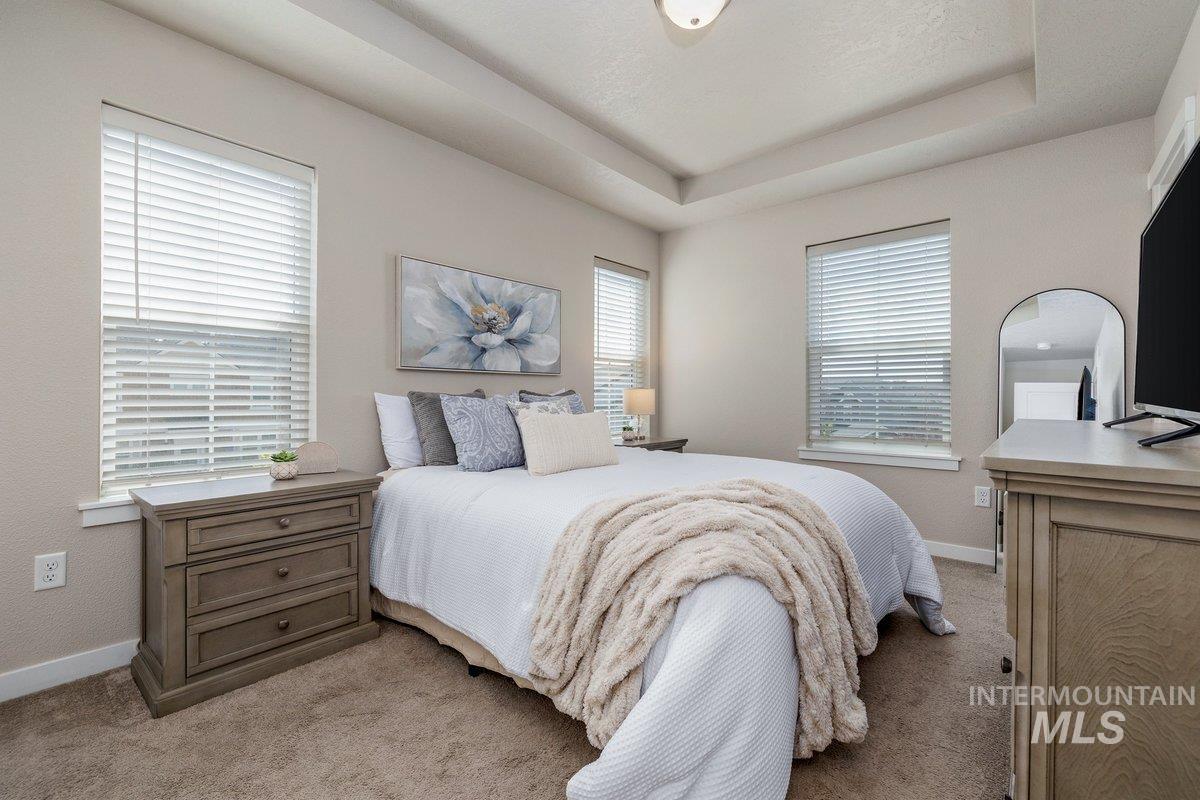 5891 S Carlburg Ln, Boise, Idaho 83709, 3 Bedrooms, 2.5 Bathrooms, Residential For Sale, Price $355,000,MLS 98991699