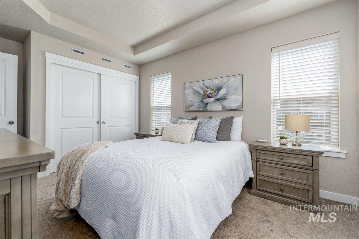 5891 S Carlburg Ln, Boise, Idaho 83709, 3 Bedrooms, 2.5 Bathrooms, Residential For Sale, Price $355,000,MLS 98991699