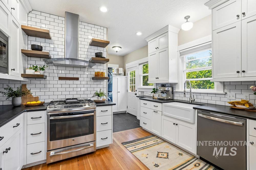 1414 W Alturas St, Boise, Idaho 83702, 2 Bedrooms, 1 Bathroom, Residential For Sale, Price $650,000,MLS 98991700