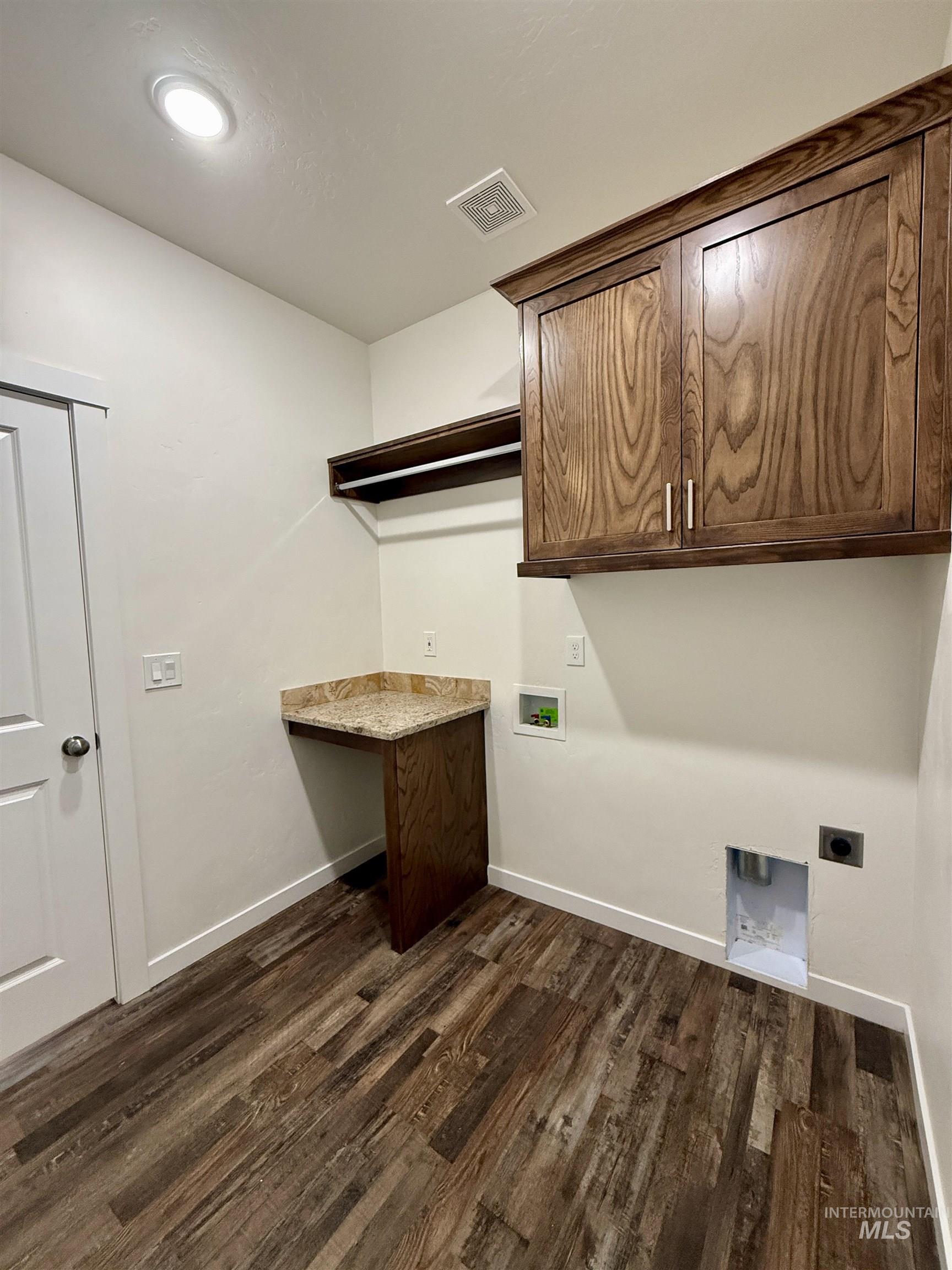 5304 E Lewis Lane, Nampa, Idaho 83686, 3 Bedrooms, 2 Bathrooms, Residential For Sale, Price $750,000,MLS 98991702