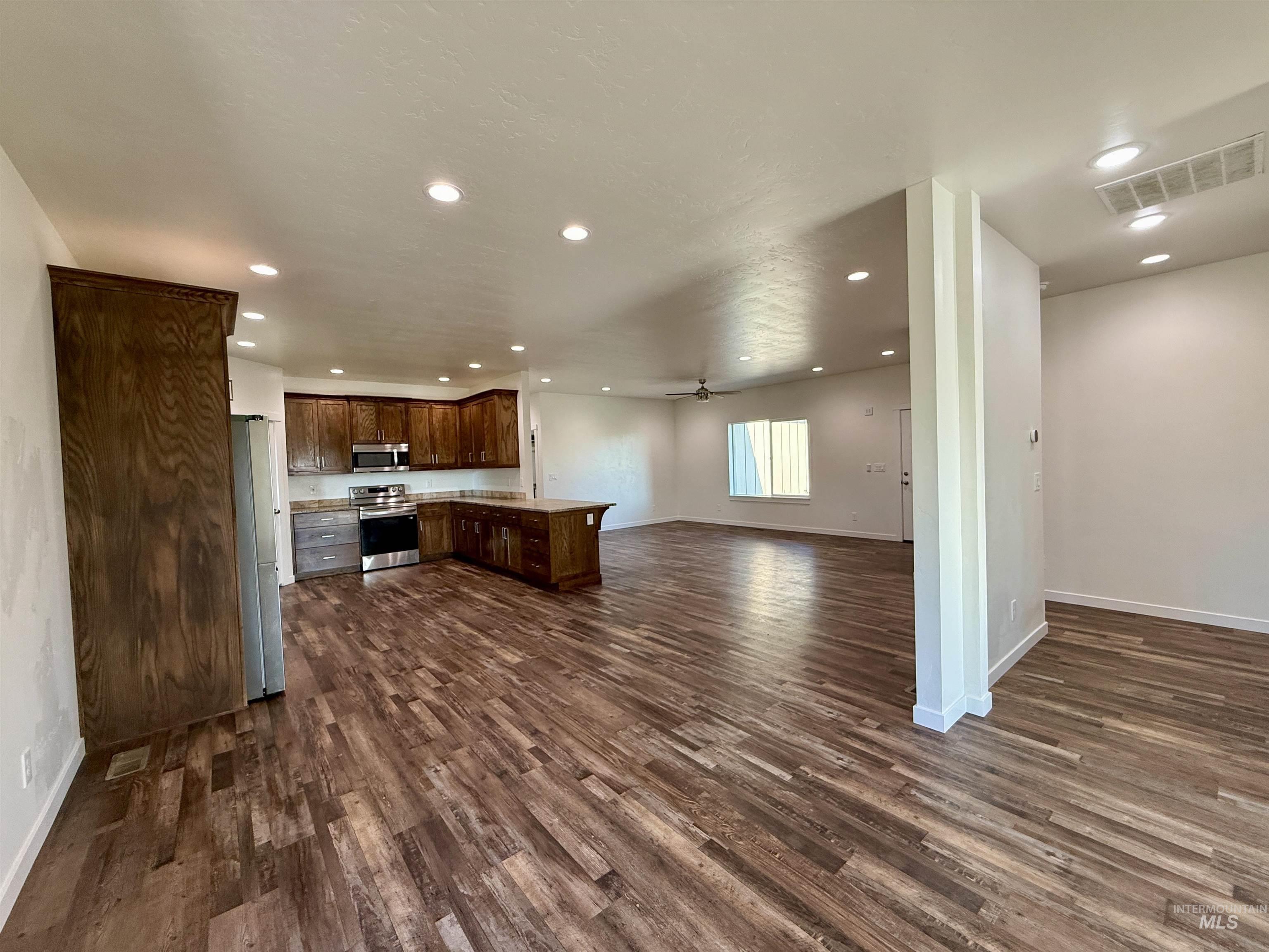 5304 E Lewis Lane, Nampa, Idaho 83686, 3 Bedrooms, 2 Bathrooms, Residential For Sale, Price $750,000,MLS 98991702