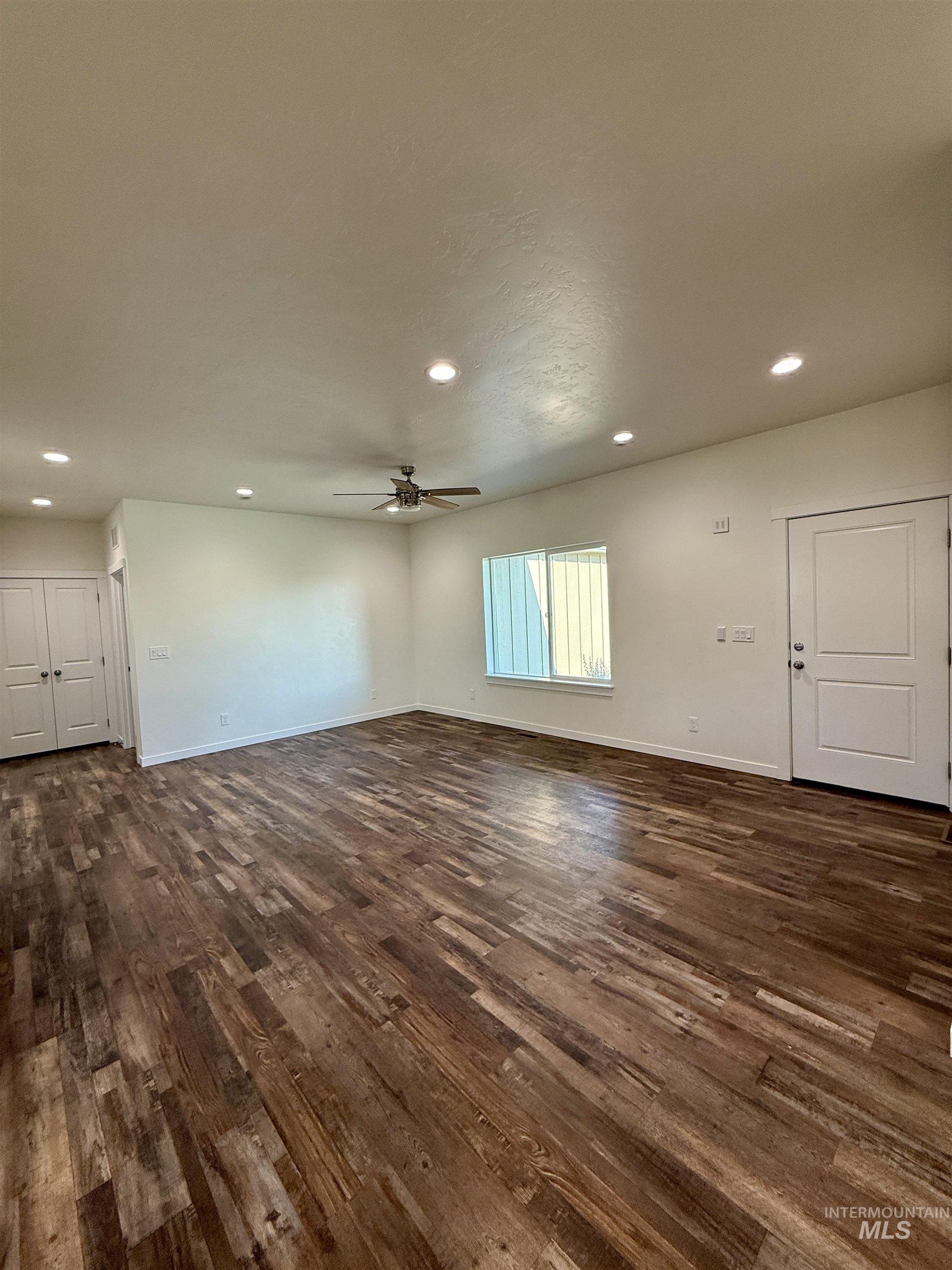 5304 E Lewis Lane, Nampa, Idaho 83686, 3 Bedrooms, 2 Bathrooms, Residential For Sale, Price $750,000,MLS 98991702