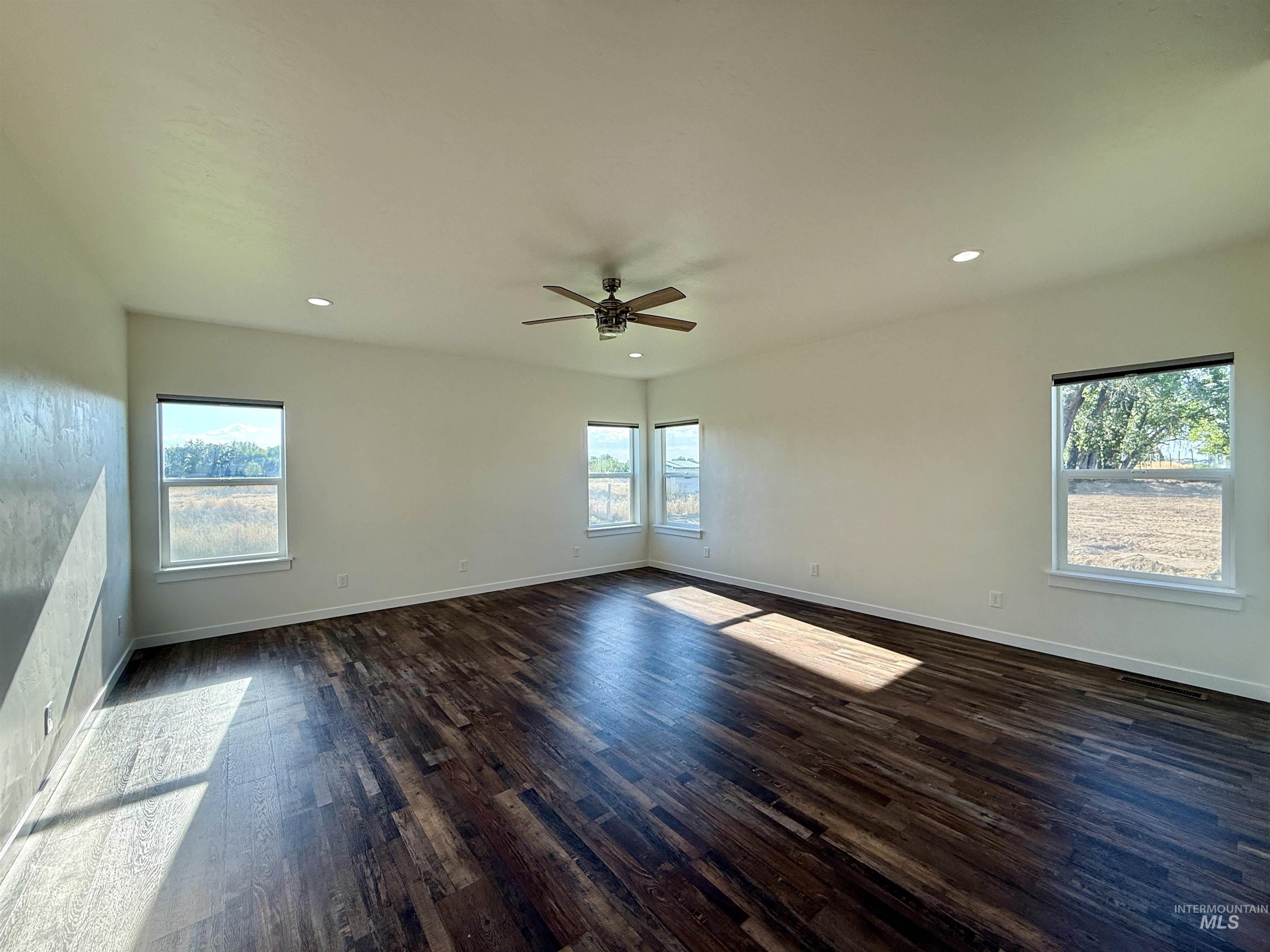 5304 E Lewis Lane, Nampa, Idaho 83686, 3 Bedrooms, 2 Bathrooms, Residential For Sale, Price $750,000,MLS 98991702