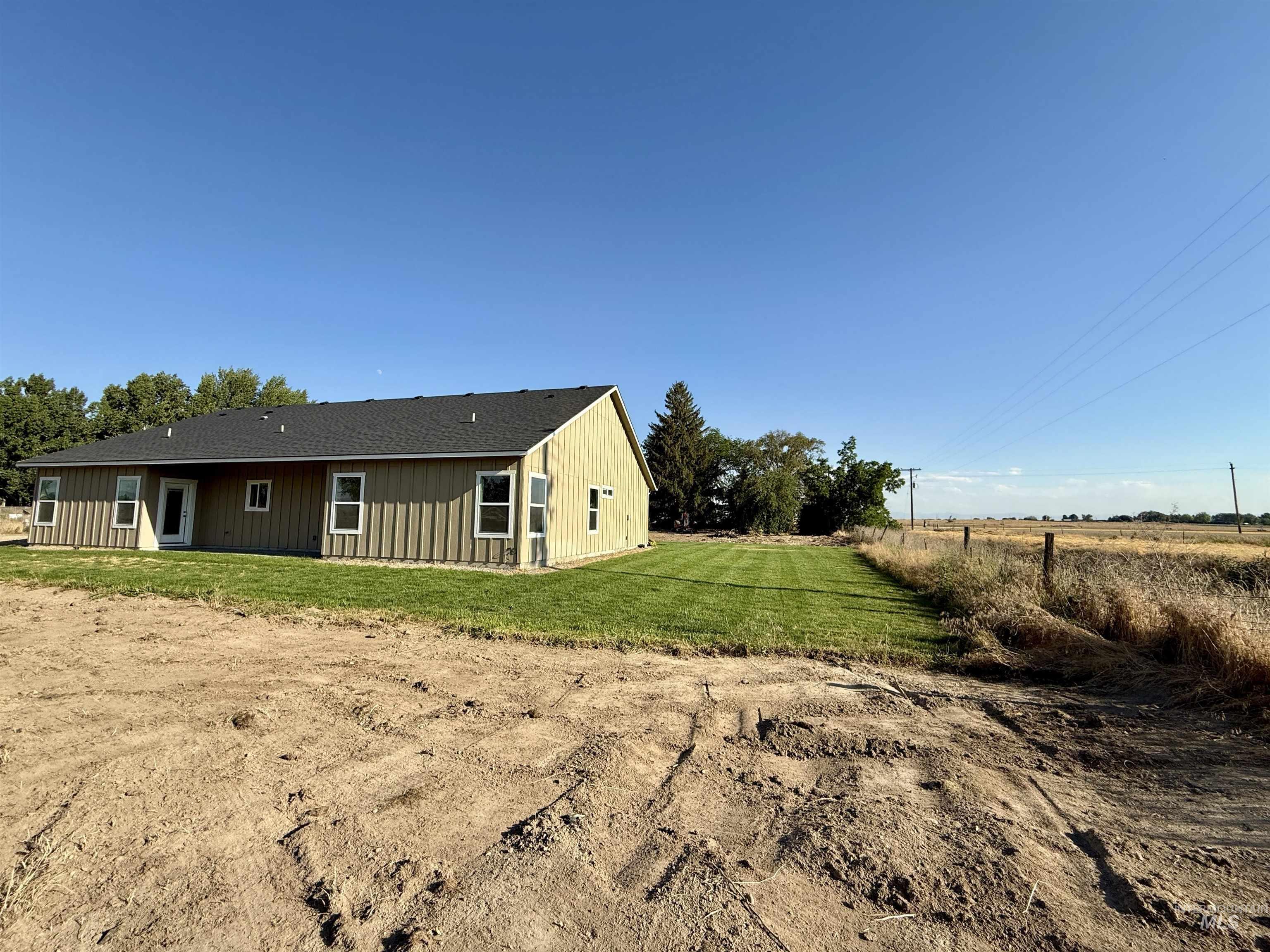 5304 E Lewis Lane, Nampa, Idaho 83686, 3 Bedrooms, 2 Bathrooms, Residential For Sale, Price $750,000,MLS 98991702