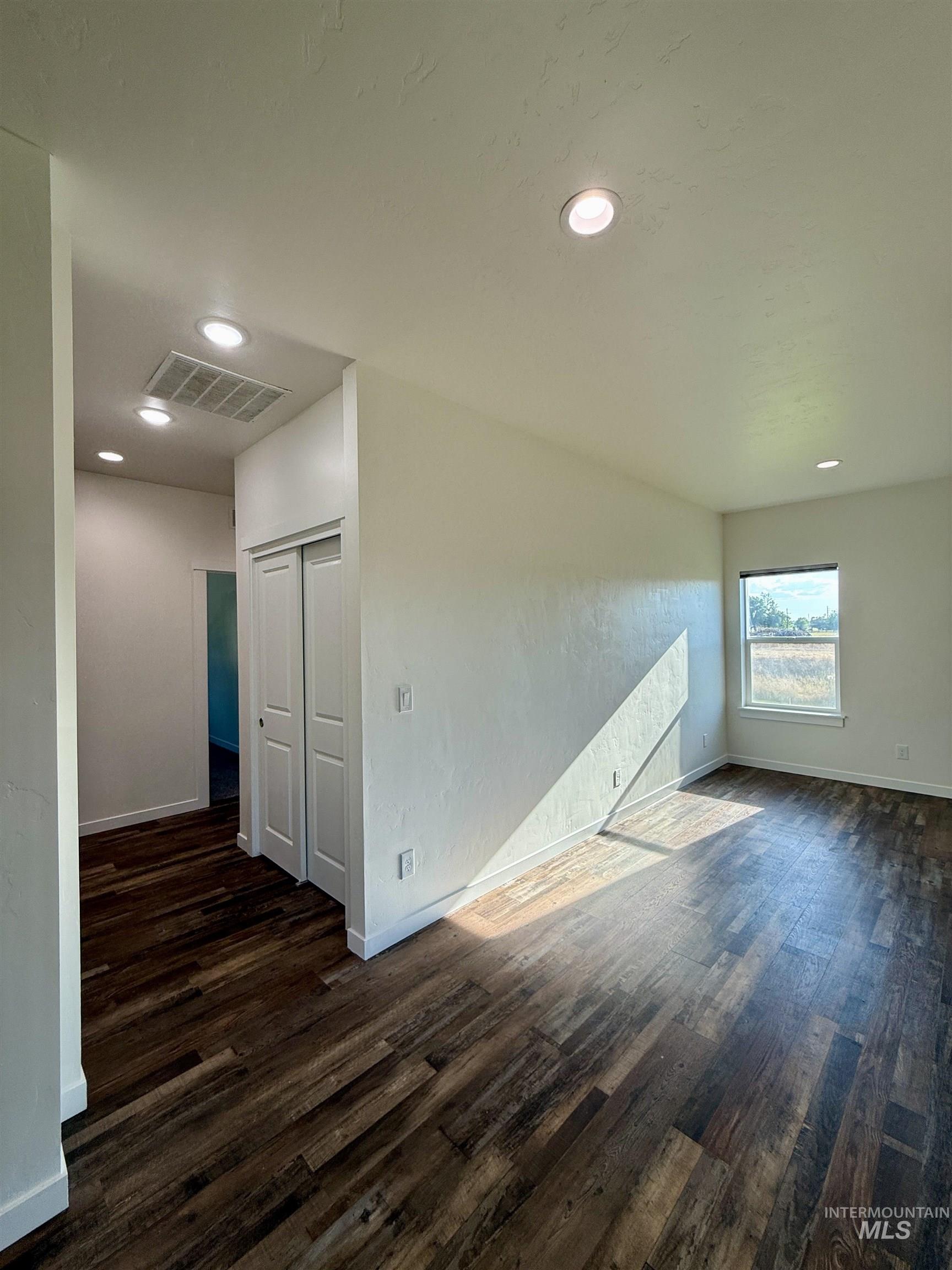 5304 E Lewis Lane, Nampa, Idaho 83686, 3 Bedrooms, 2 Bathrooms, Residential For Sale, Price $750,000,MLS 98991702