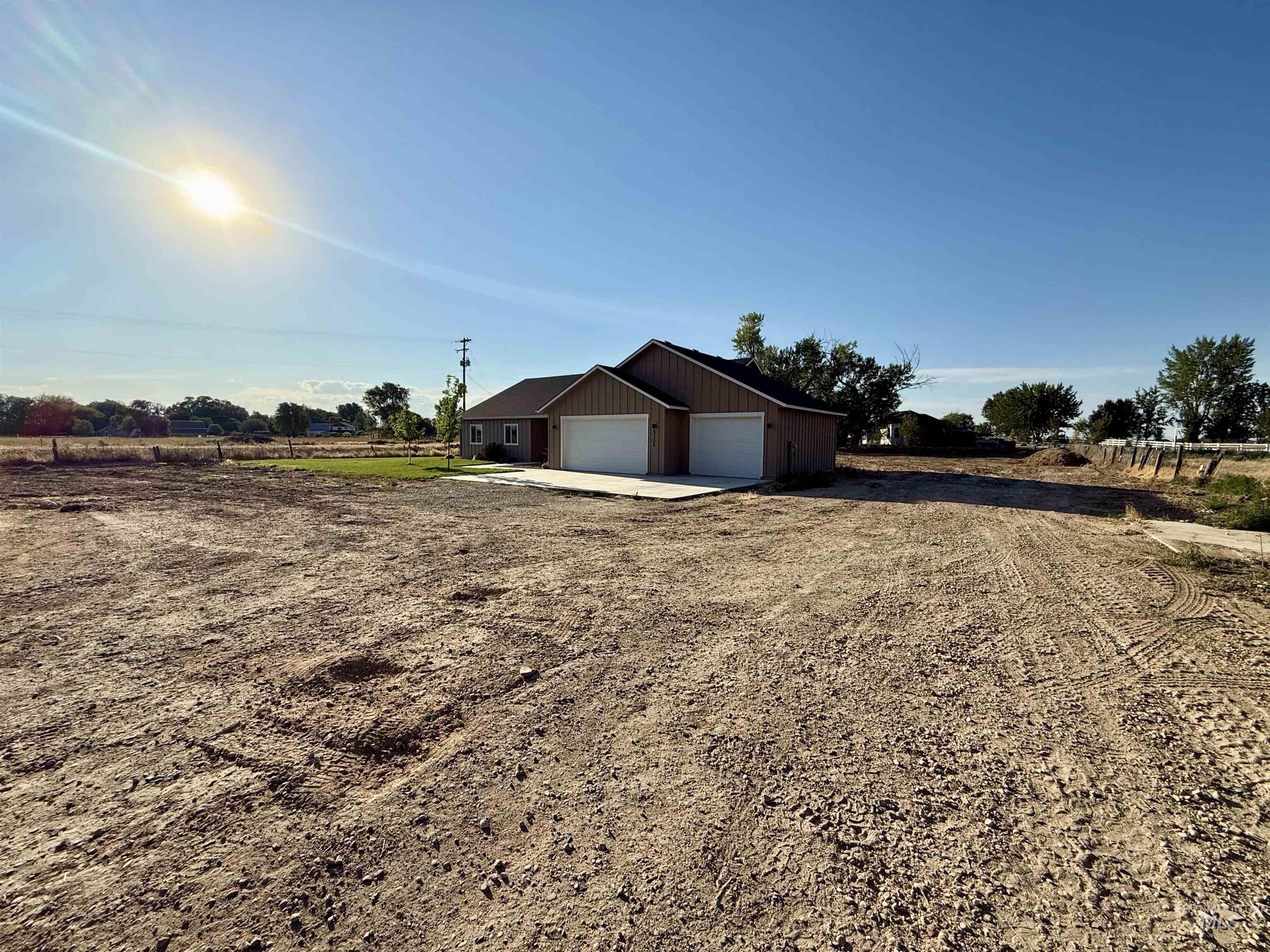 5304 E Lewis Lane, Nampa, Idaho 83686, 3 Bedrooms, 2 Bathrooms, Residential For Sale, Price $750,000,MLS 98991702