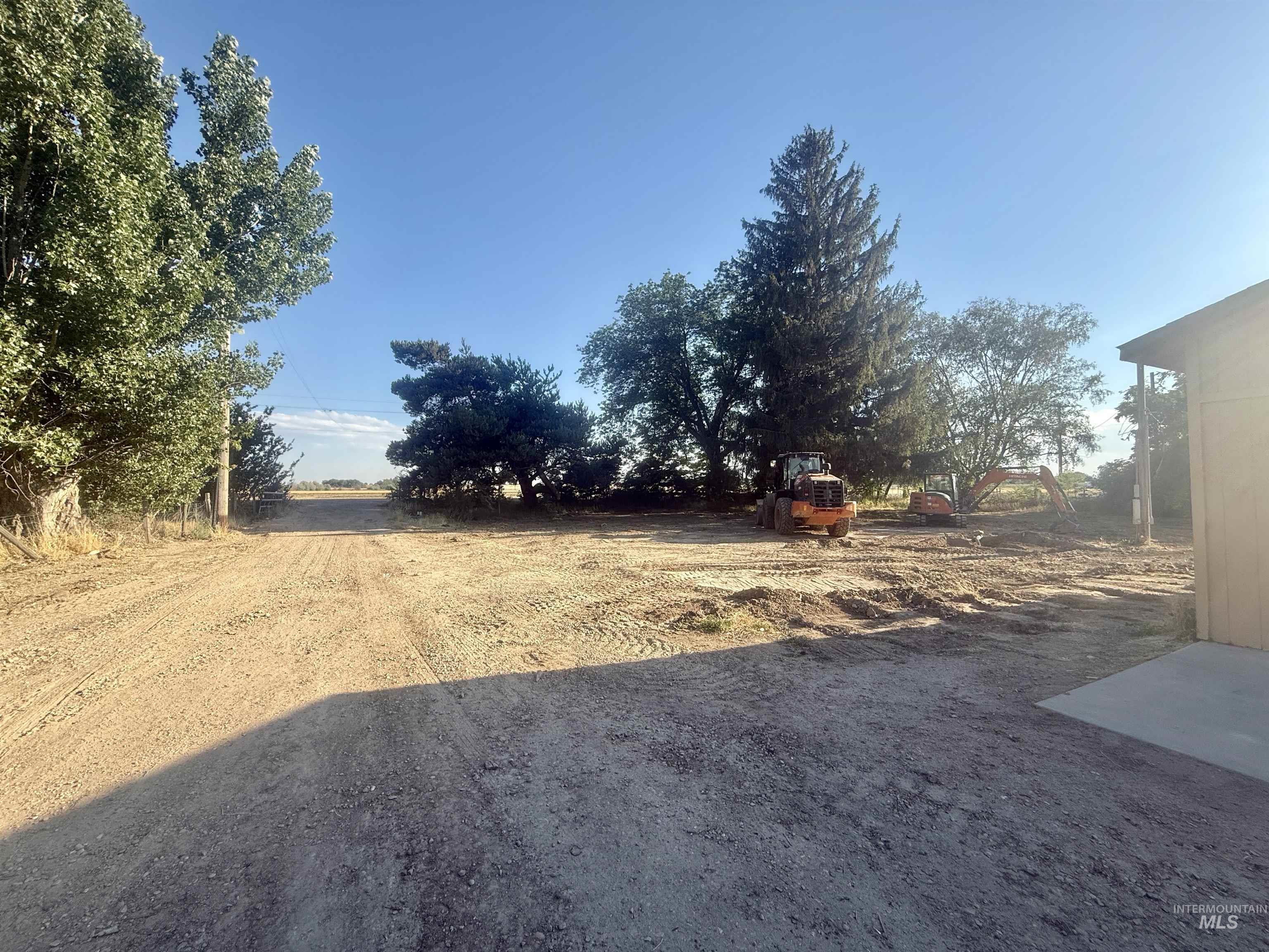 5304 E Lewis Lane, Nampa, Idaho 83686, 3 Bedrooms, 2 Bathrooms, Residential For Sale, Price $750,000,MLS 98991702