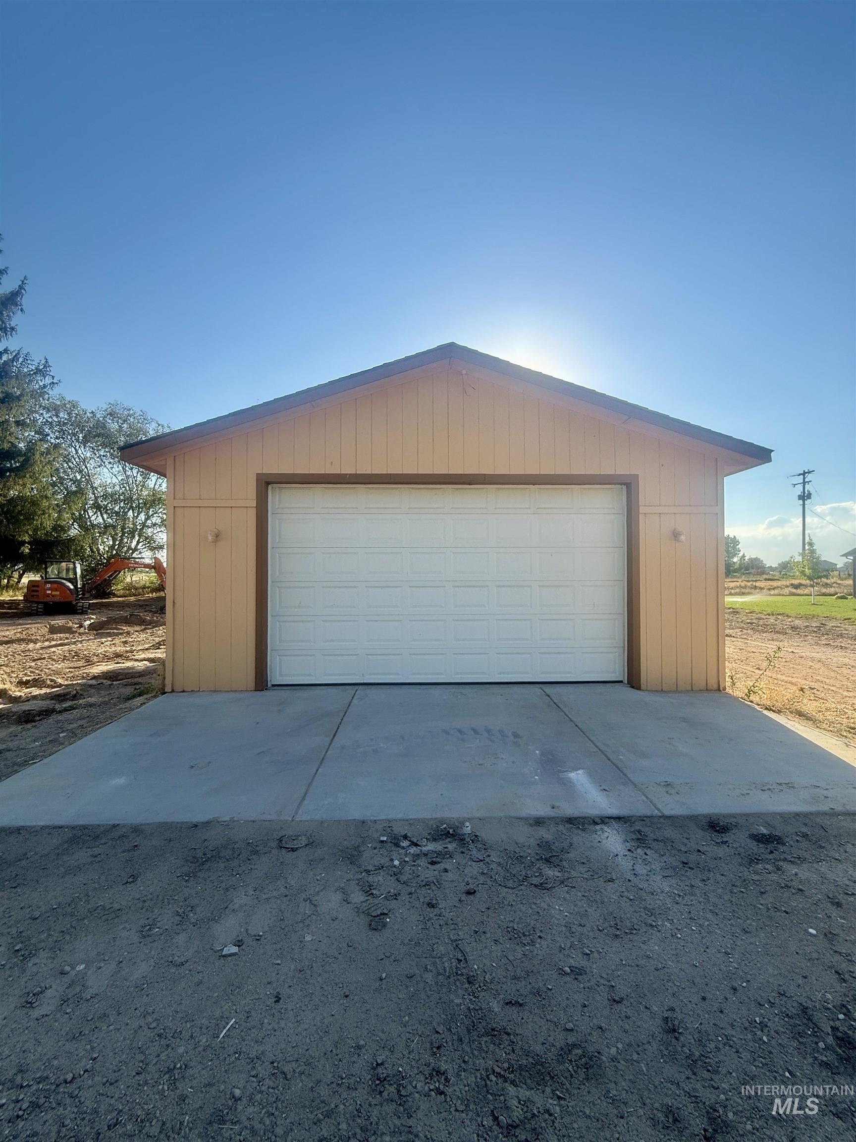 5304 E Lewis Lane, Nampa, Idaho 83686, 3 Bedrooms, 2 Bathrooms, Residential For Sale, Price $750,000,MLS 98991702