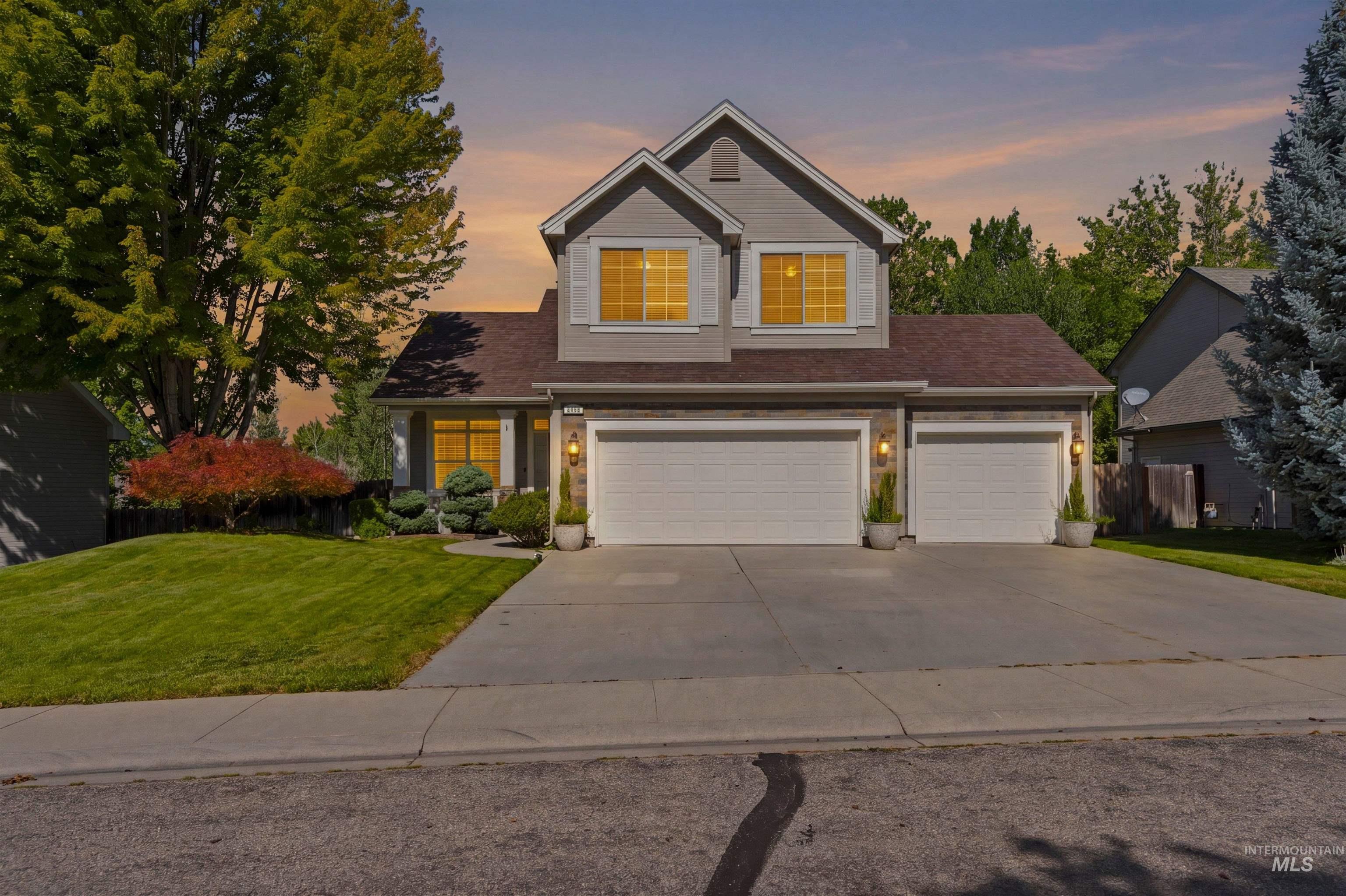 2468 E Heatherfield Court, Eagle, Idaho 83616, 4 Bedrooms, 3.5 Bathrooms, Residential For Sale, Price $725,000,MLS 98991703