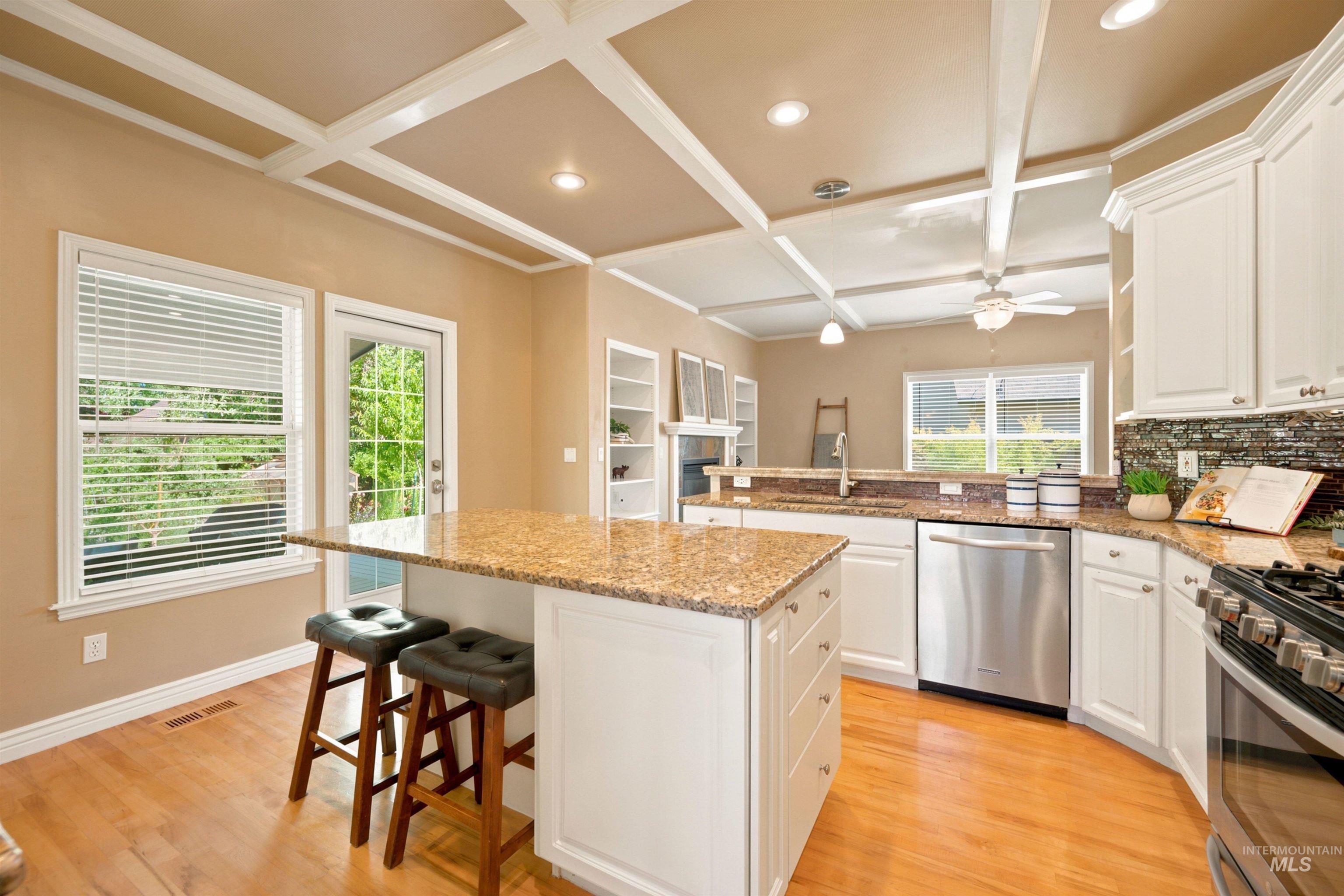 2468 E Heatherfield Court, Eagle, Idaho 83616, 4 Bedrooms, 3.5 Bathrooms, Residential For Sale, Price $725,000,MLS 98991703