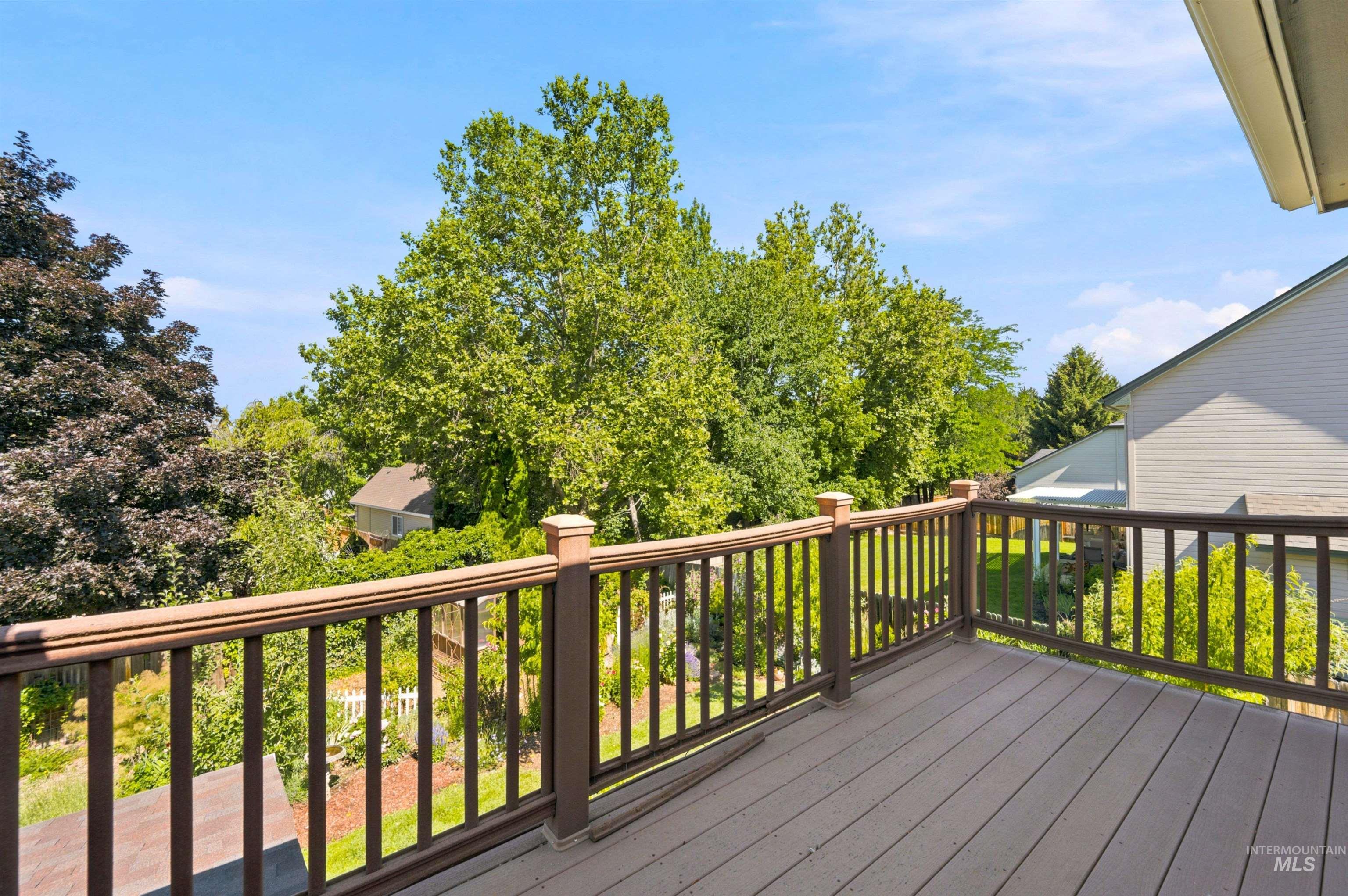2468 E Heatherfield Court, Eagle, Idaho 83616, 4 Bedrooms, 3.5 Bathrooms, Residential For Sale, Price $725,000,MLS 98991703