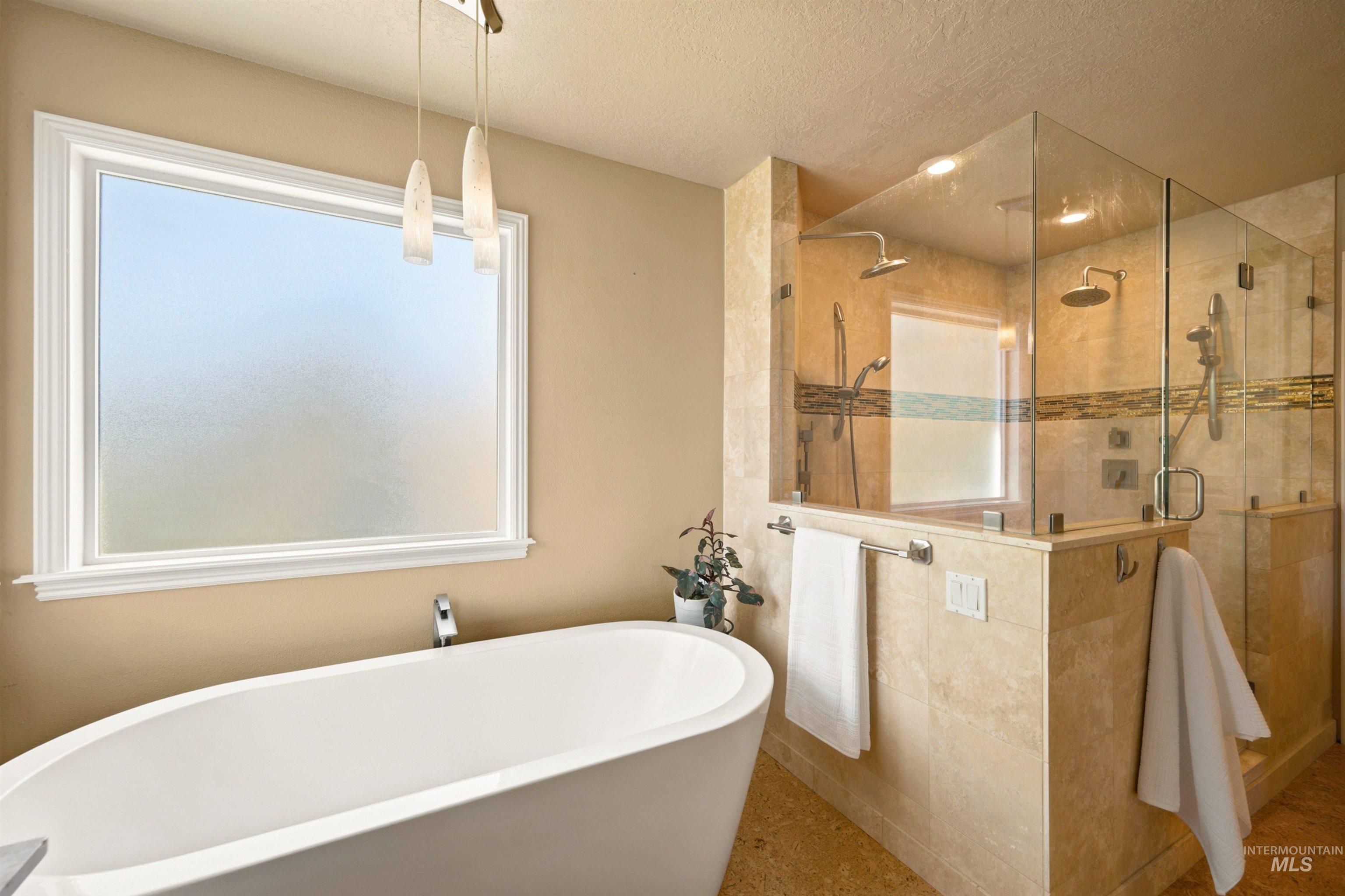 2468 E Heatherfield Court, Eagle, Idaho 83616, 4 Bedrooms, 3.5 Bathrooms, Residential For Sale, Price $725,000,MLS 98991703