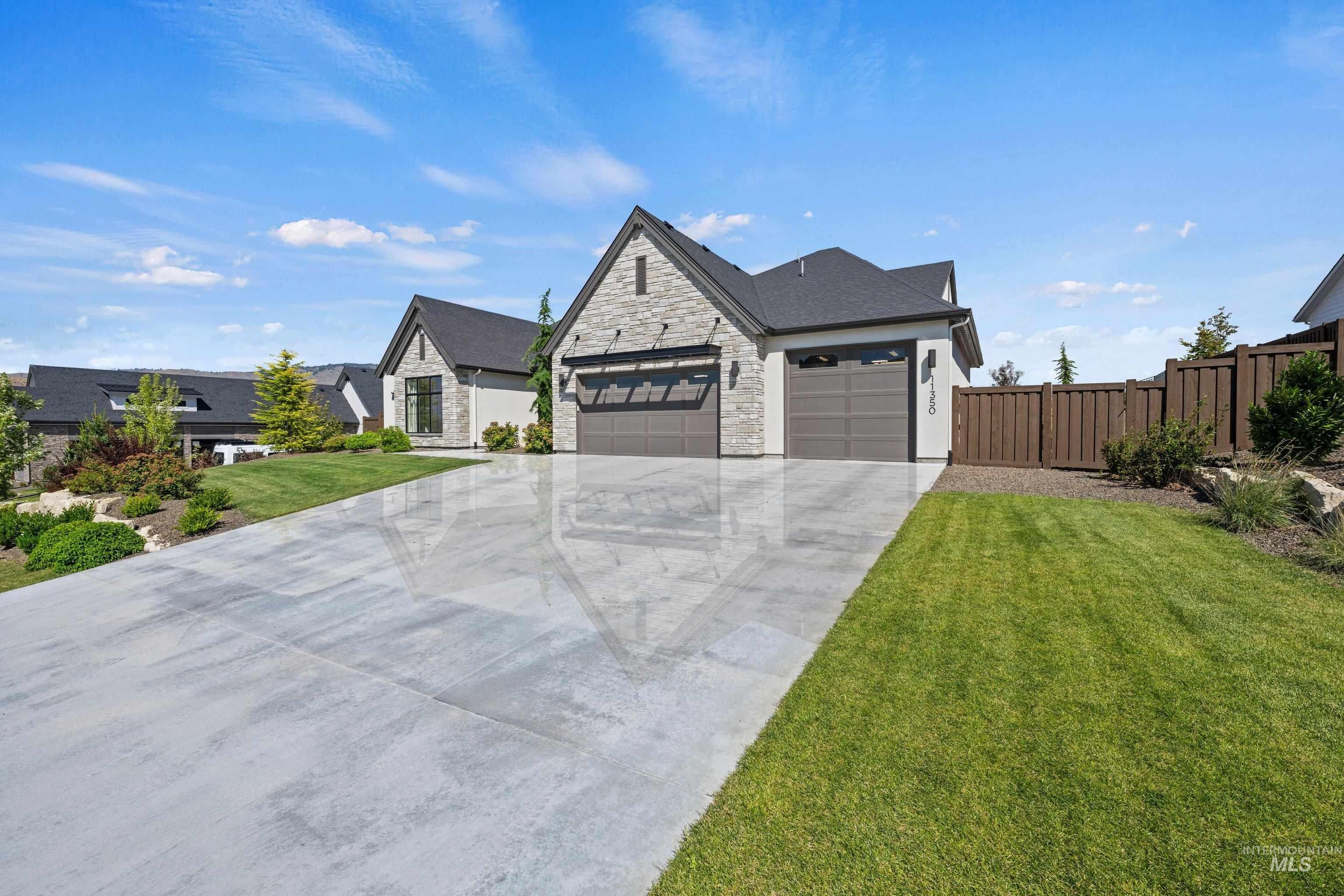 11350 N Elk Ridge Way, Boise, Idaho 83714-2419, 4 Bedrooms, 3.5 Bathrooms, Residential For Sale, Price $1,599,000,MLS 98991709