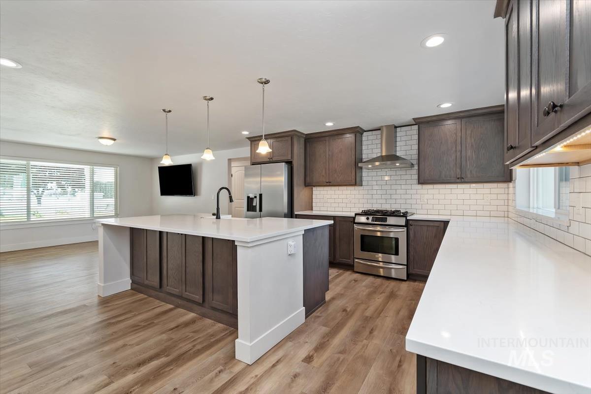 3040 N Duane Dr, Meridian, Idaho 83646, 4 Bedrooms, 5.5 Bathrooms, Residential For Sale, Price $1,999,999, 98991711