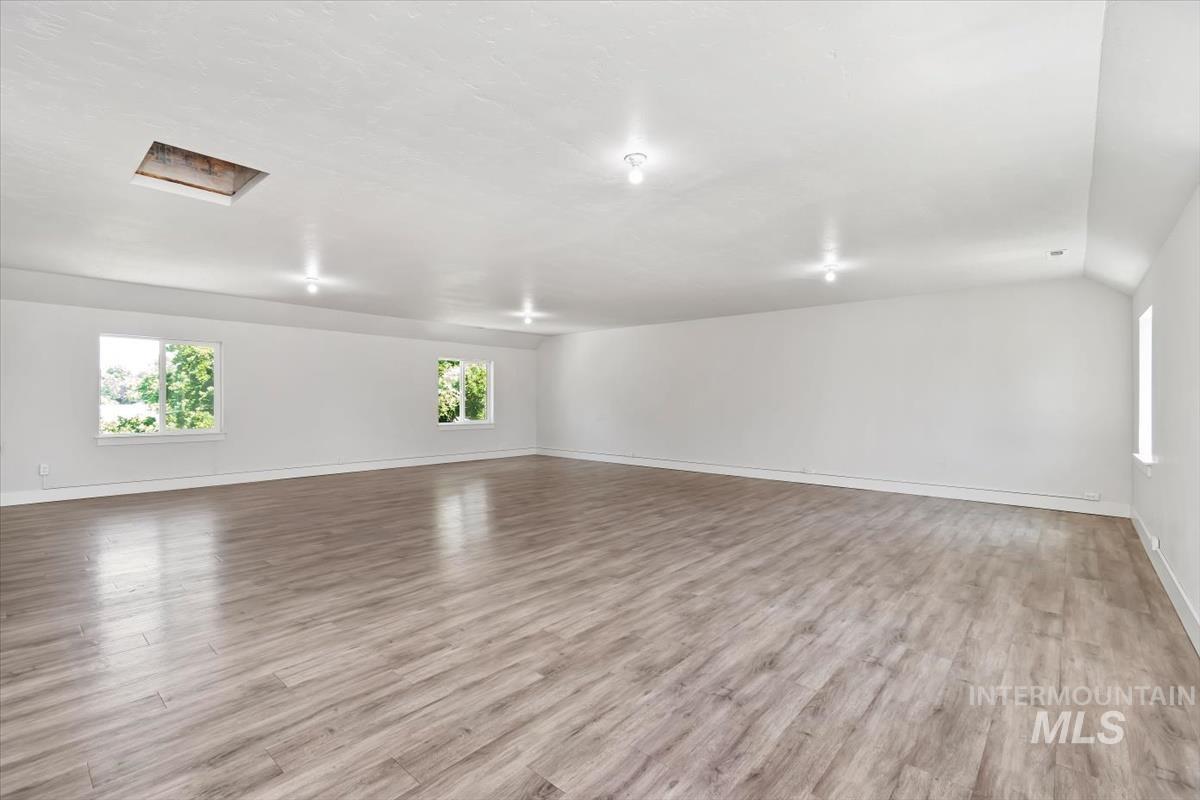 3040 N Duane Dr, Meridian, Idaho 83646, 4 Bedrooms, 5.5 Bathrooms, Residential For Sale, Price $1,999,999, 98991711