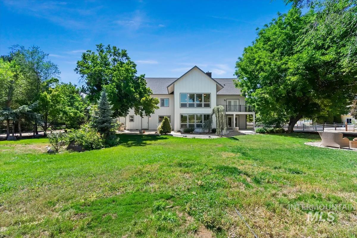 3040 N Duane Dr, Meridian, Idaho 83646, 4 Bedrooms, 5.5 Bathrooms, Residential For Sale, Price $1,999,999, 98991711
