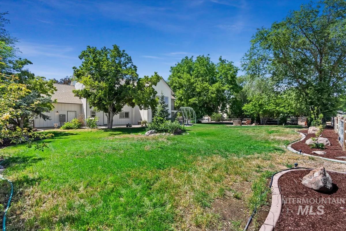 3040 N Duane Dr, Meridian, Idaho 83646, 4 Bedrooms, 5.5 Bathrooms, Residential For Sale, Price $1,999,999, 98991711
