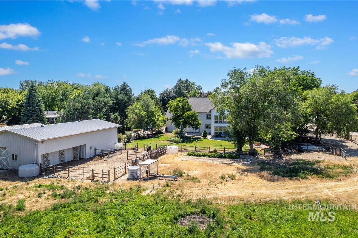 3040 N Duane Dr, Meridian, Idaho 83646, 4 Bedrooms, 5.5 Bathrooms, Residential For Sale, Price $1,999,999, 98991711