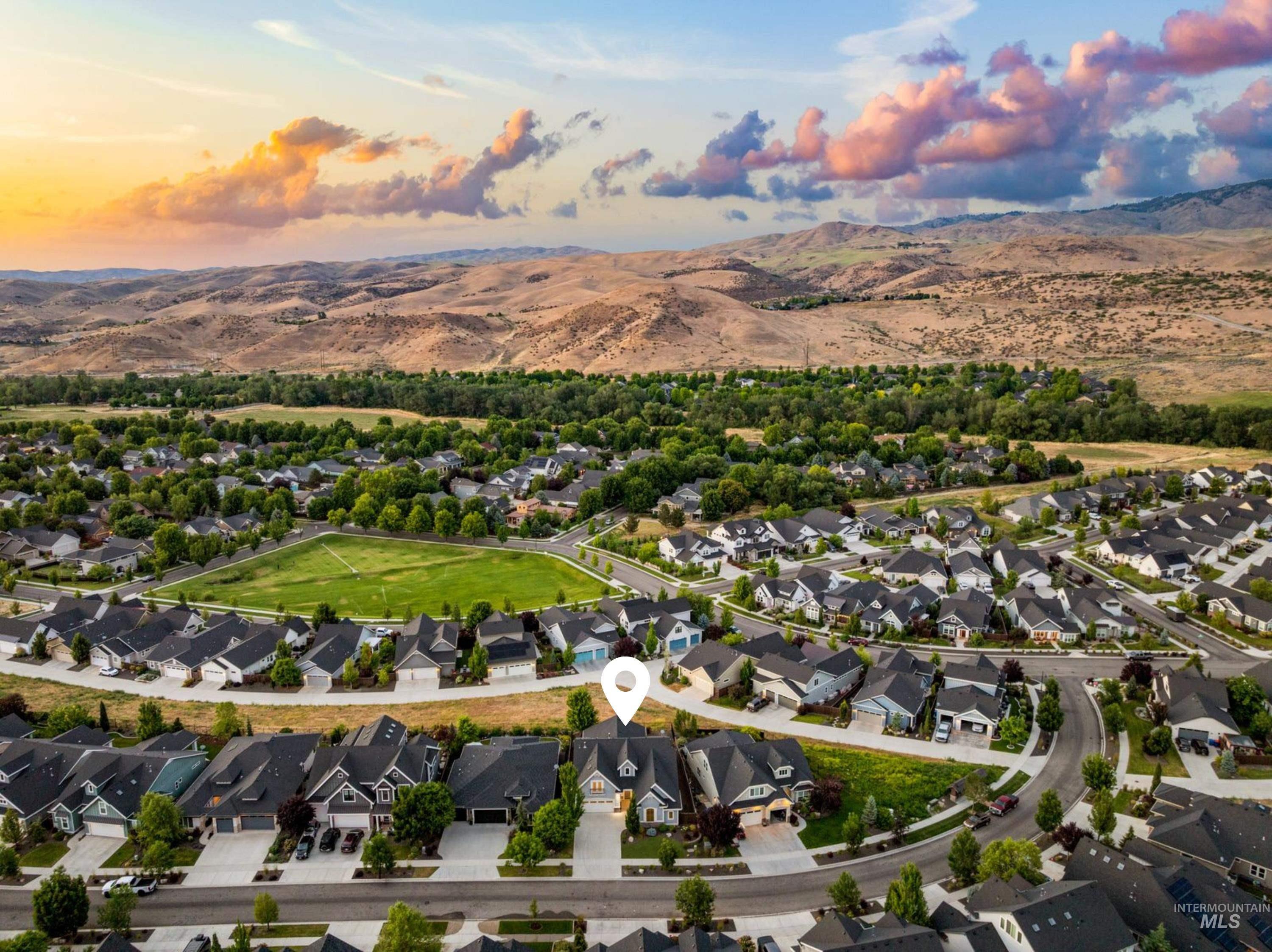 4704 W Barnview Drive, Boise, Idaho 83714, 3 Bedrooms, 3 Bathrooms, Residential For Sale, Price $849,900,MLS 98991716