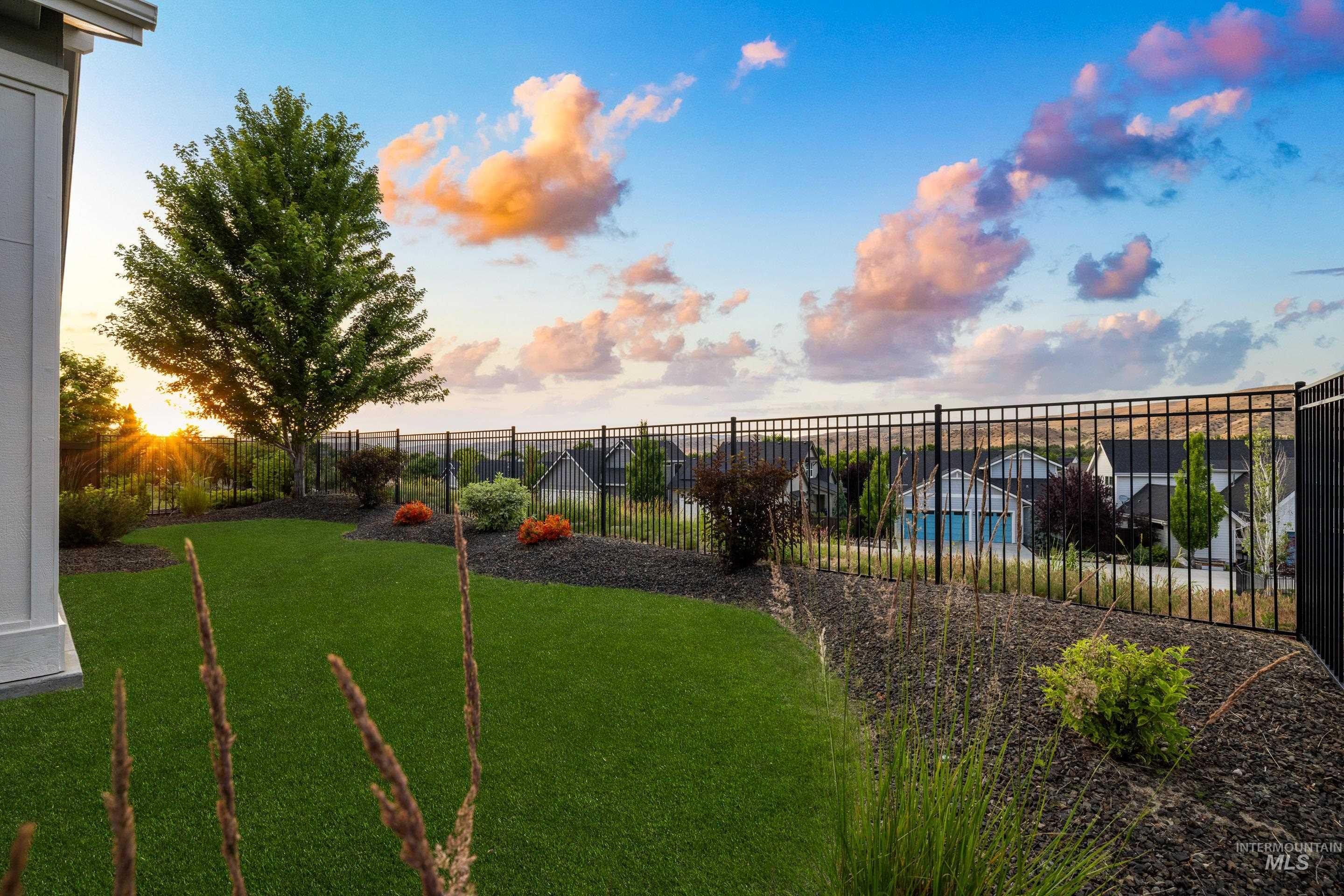 4704 W Barnview Drive, Boise, Idaho 83714, 3 Bedrooms, 3 Bathrooms, Residential For Sale, Price $849,900,MLS 98991716