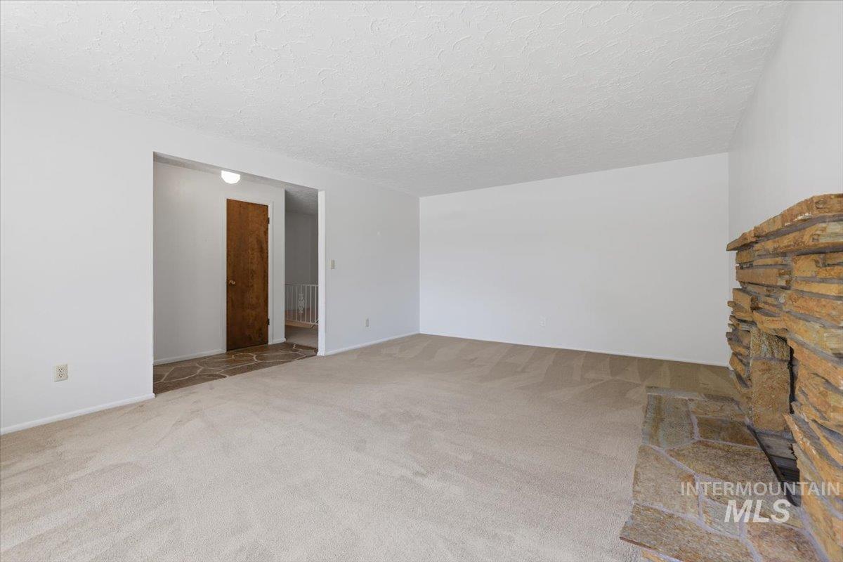 705 S Colfax, Boise, Idaho 83709, 5 Bedrooms, 3 Bathrooms, Residential For Sale, Price $475,000, 98991717