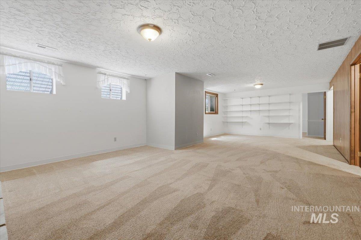 705 S Colfax, Boise, Idaho 83709, 5 Bedrooms, 3 Bathrooms, Residential For Sale, Price $475,000, 98991717
