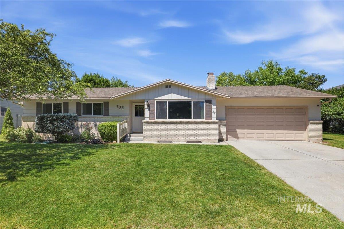 705 S Colfax, Boise, Idaho 83709, 5 Bedrooms, 3 Bathrooms, Residential For Sale, Price $475,000, 98991717