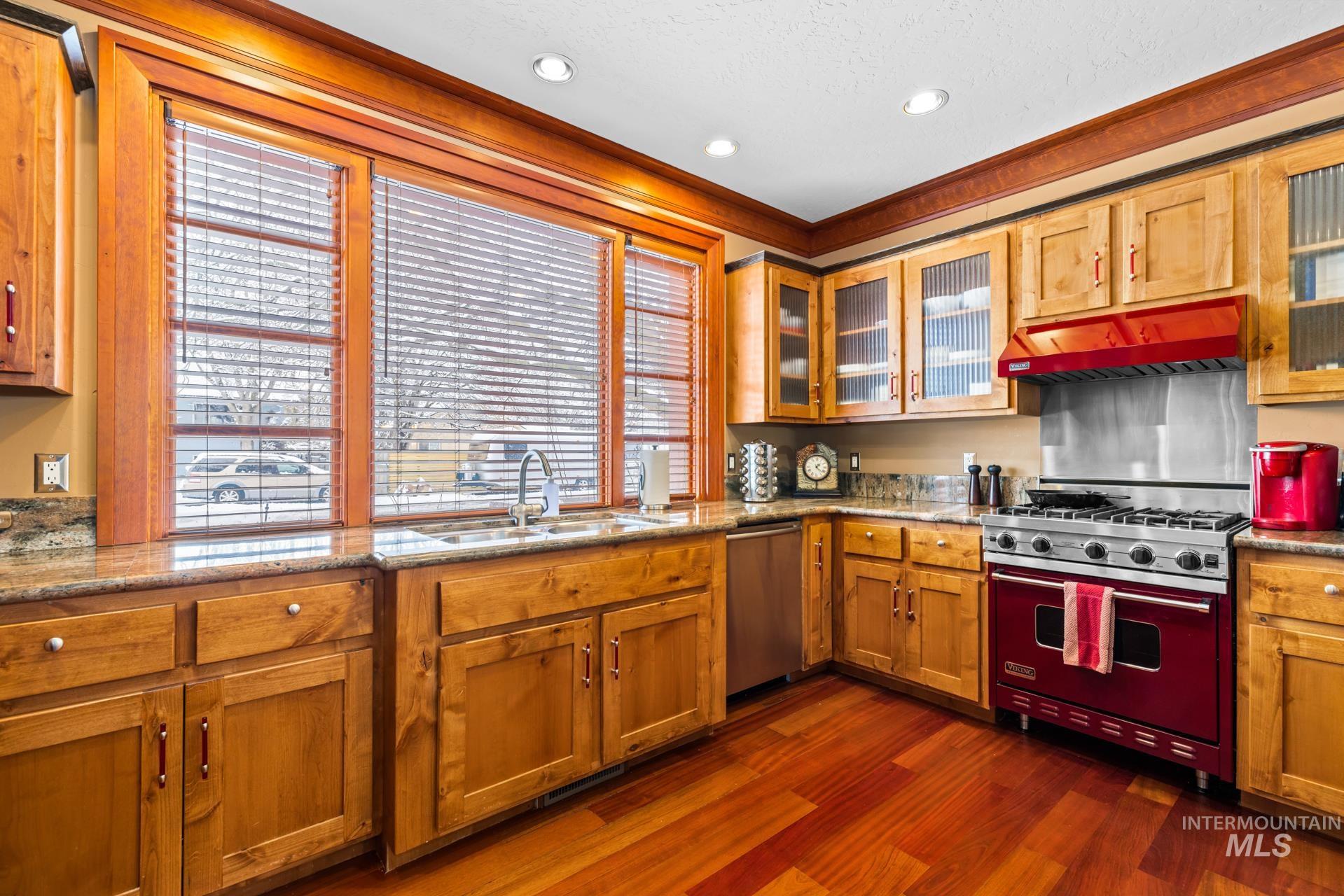 2105 N 33rd, Boise, Idaho 83703, 2 Bedrooms, 2.5 Bathrooms, Residential For Sale, Price $599,000,MLS 98991718